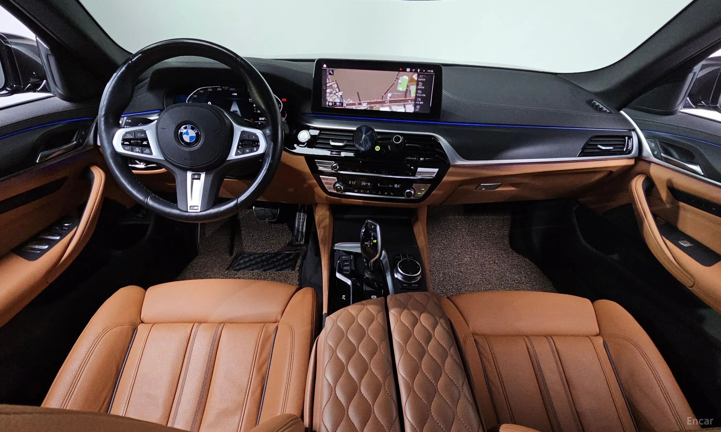 BMW 5 Series (G30) превью 4