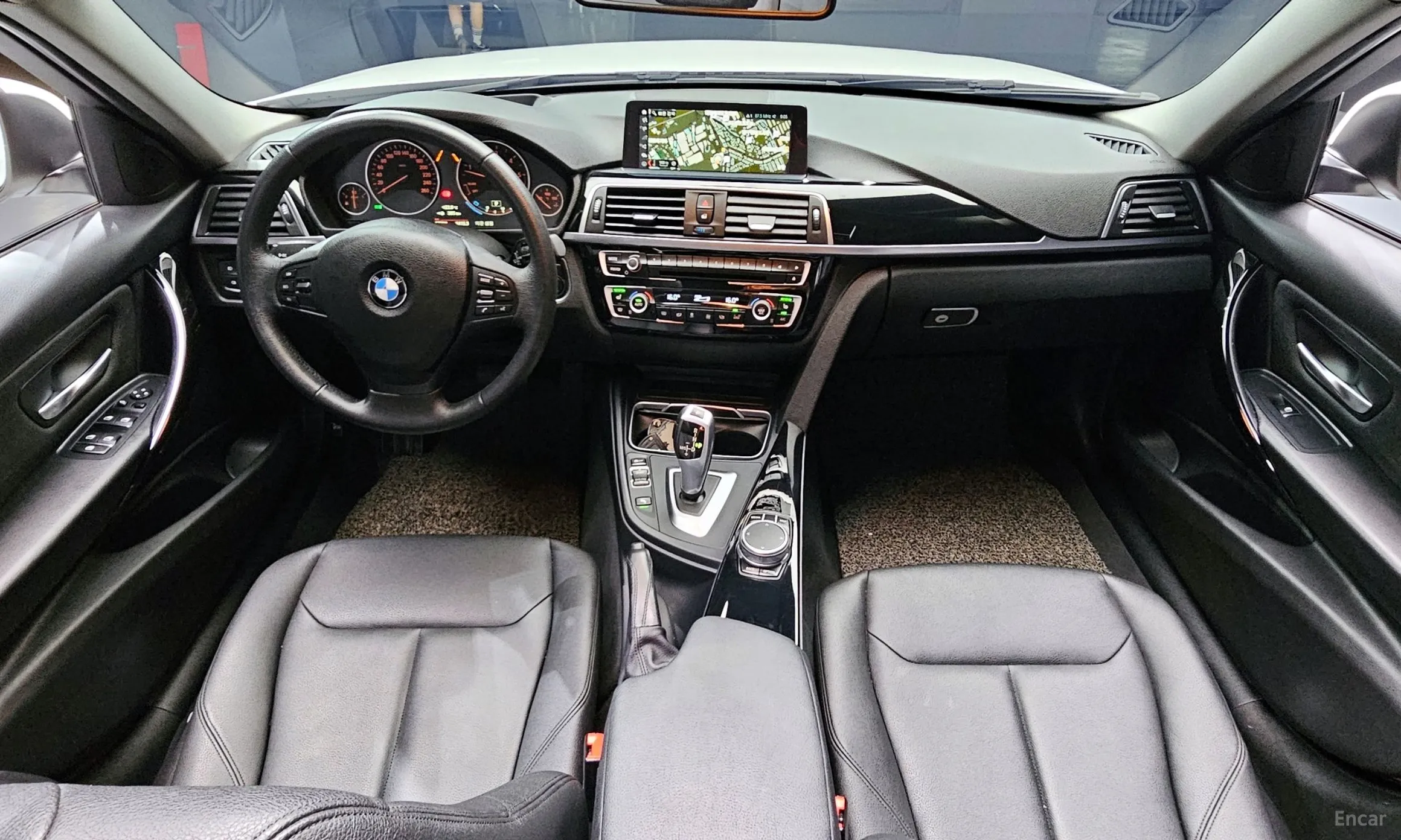 BMW 3 Series (F30) превью 4