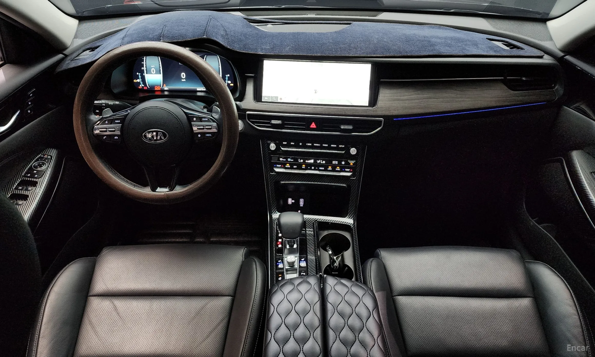 Kia K7 Premier Hybrid превью 4