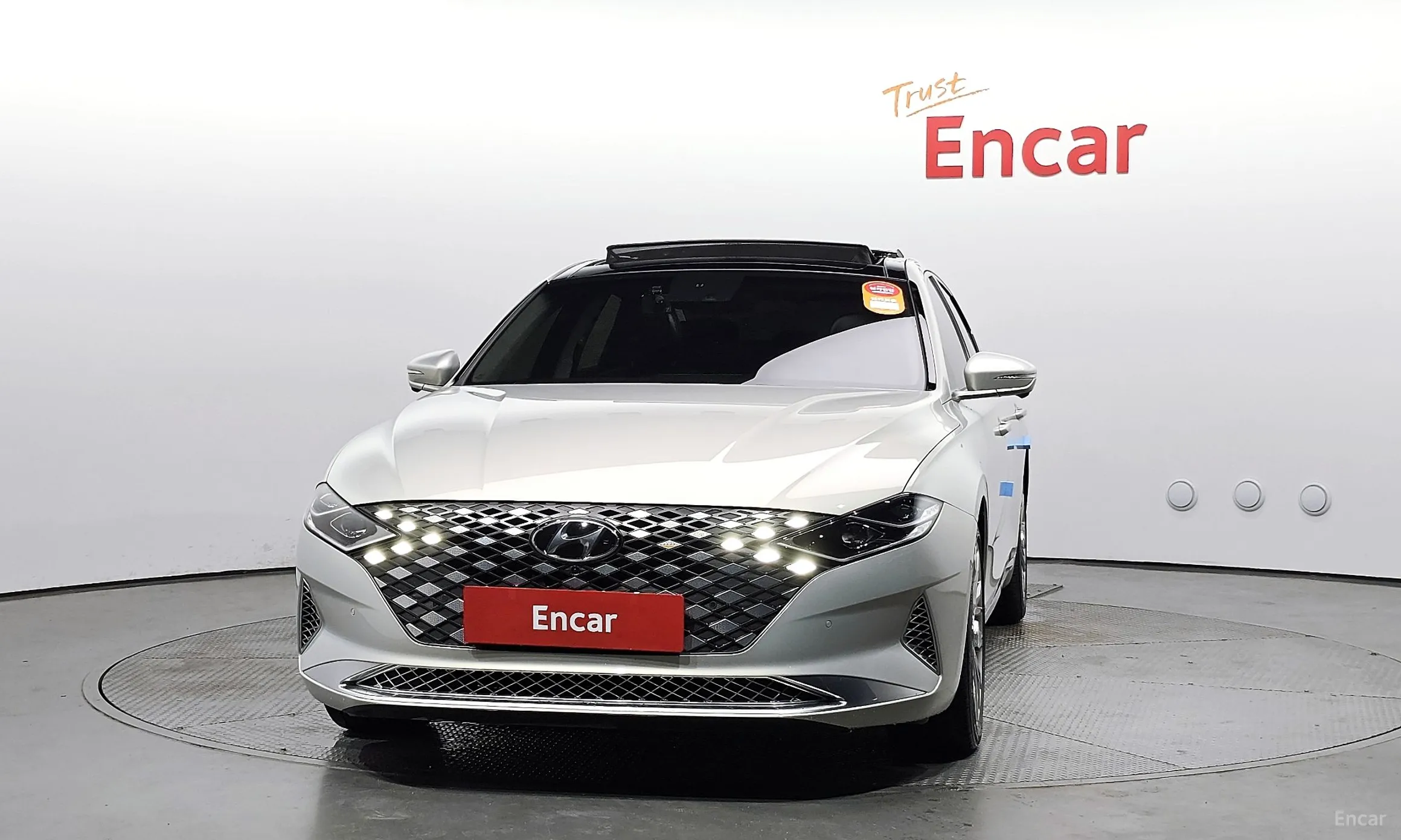 Hyundai Grandeur IG превью 2