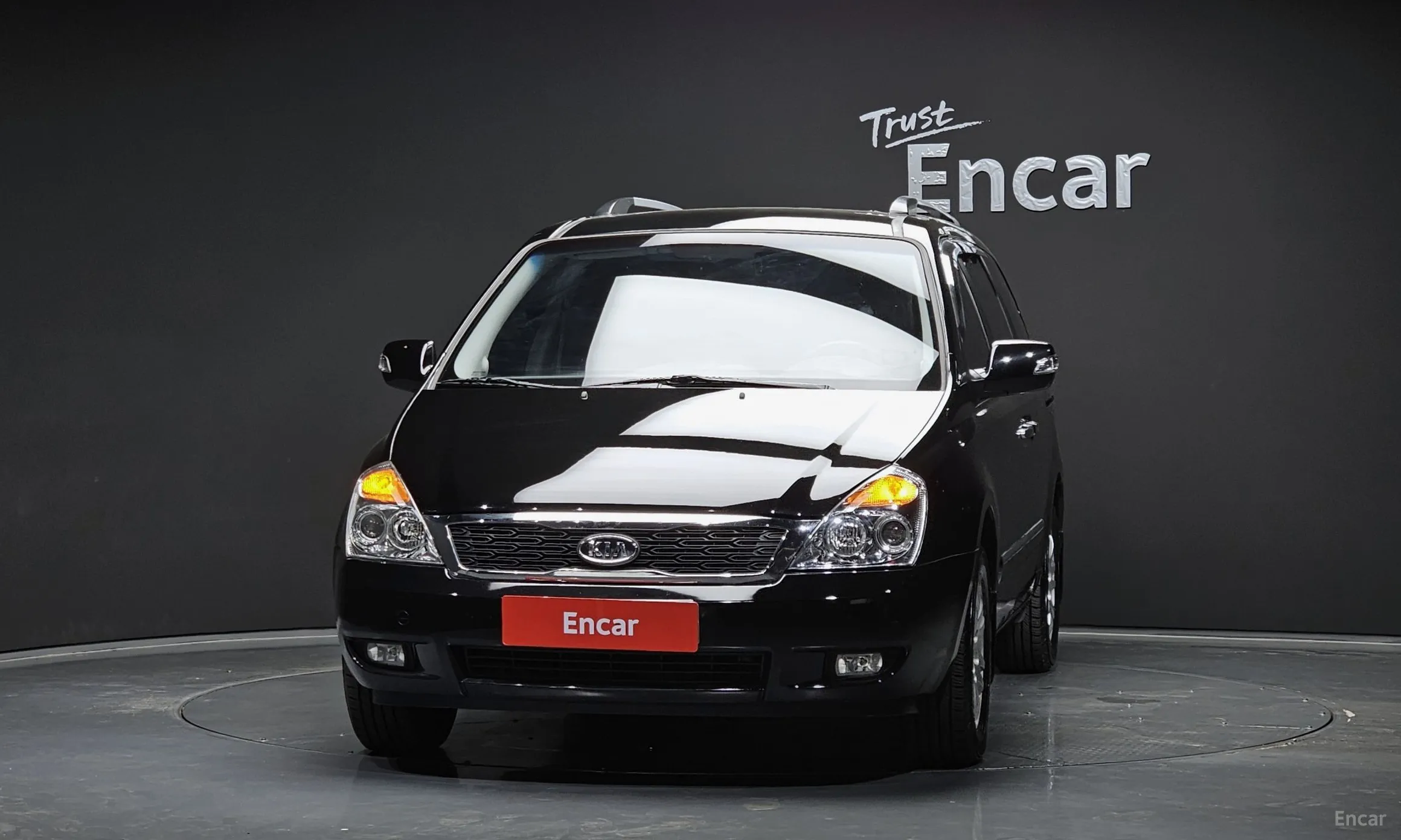 Kia Carnival R превью 2