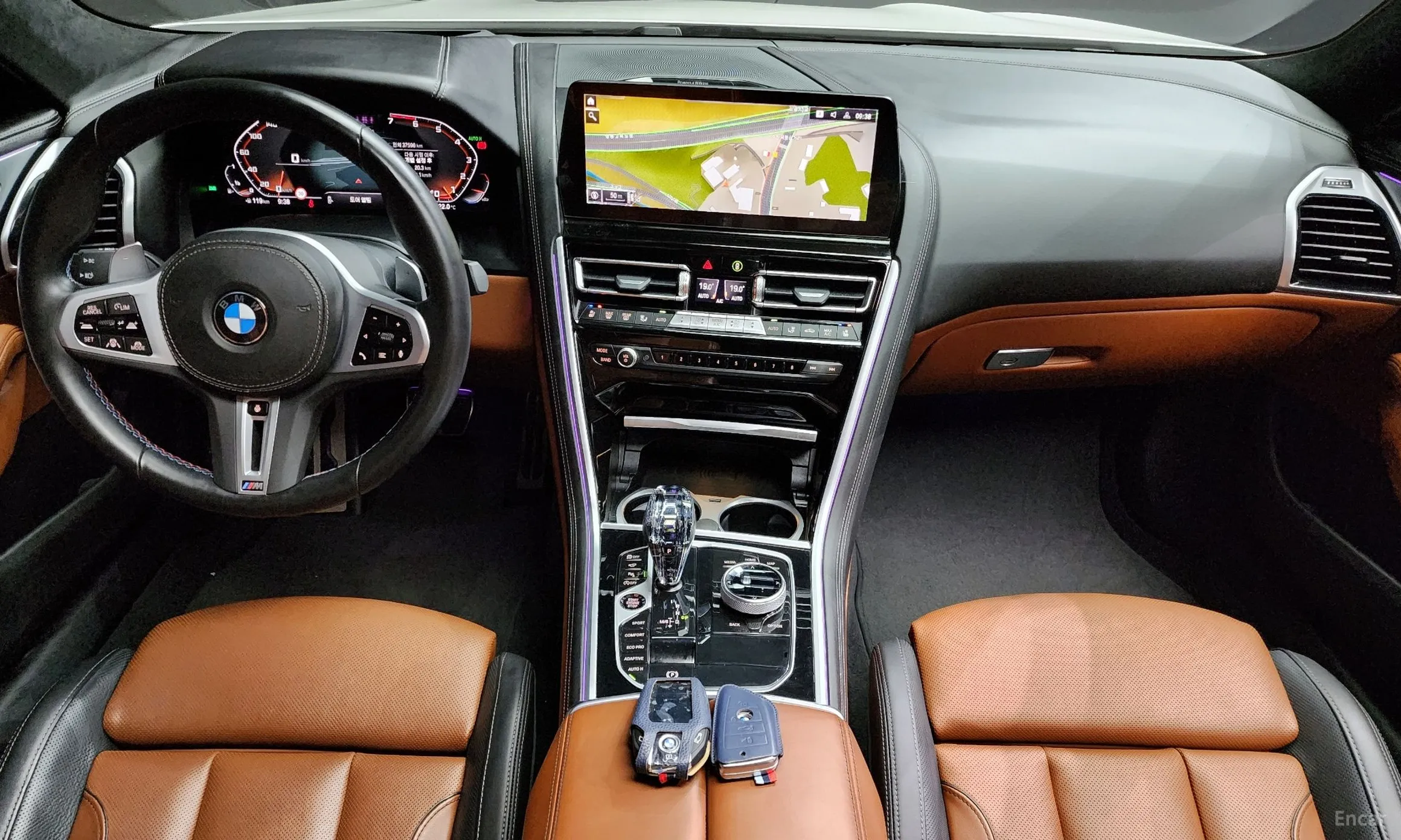 BMW 8-series (G15) превью 4