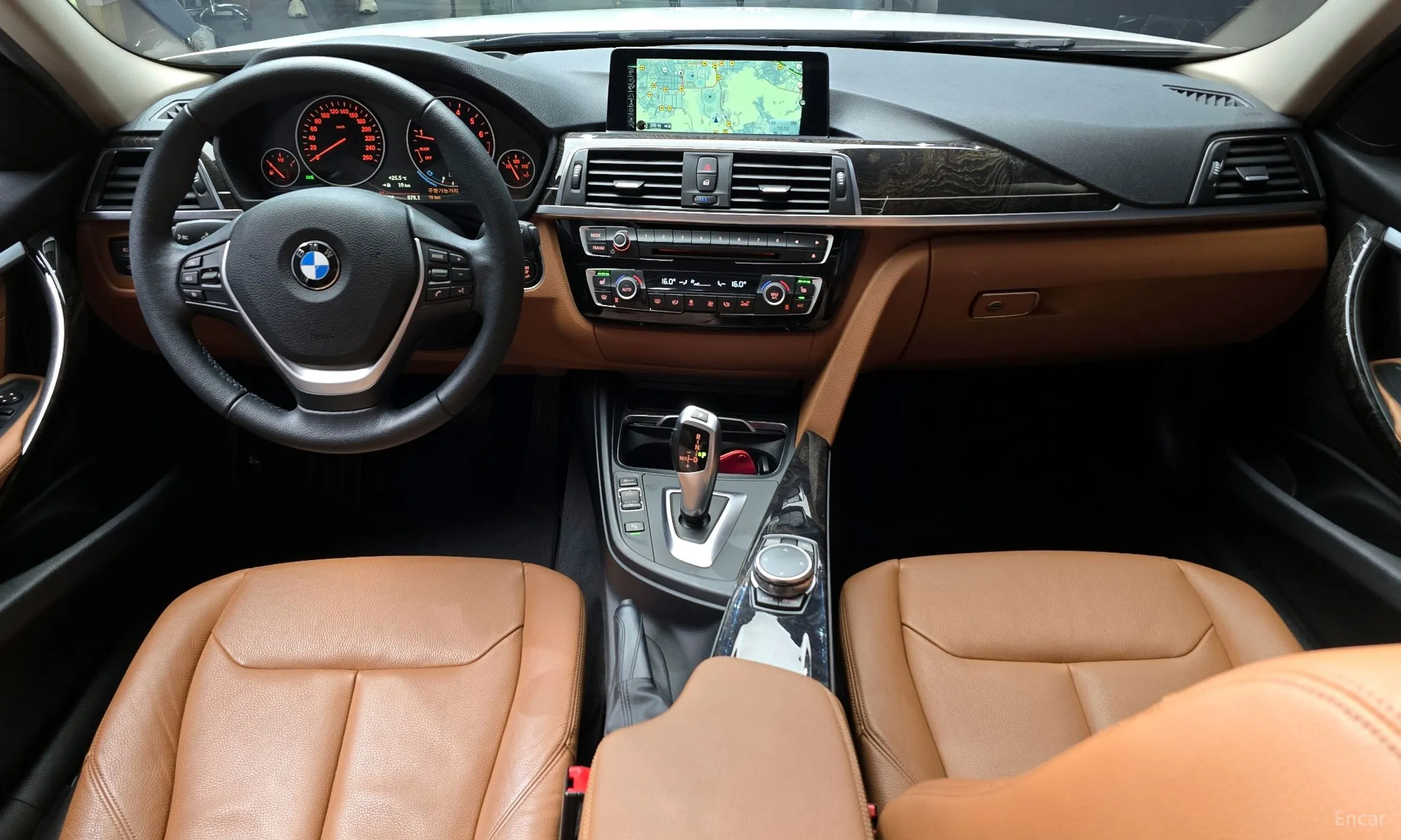 BMW 3 Series (F30) превью 4