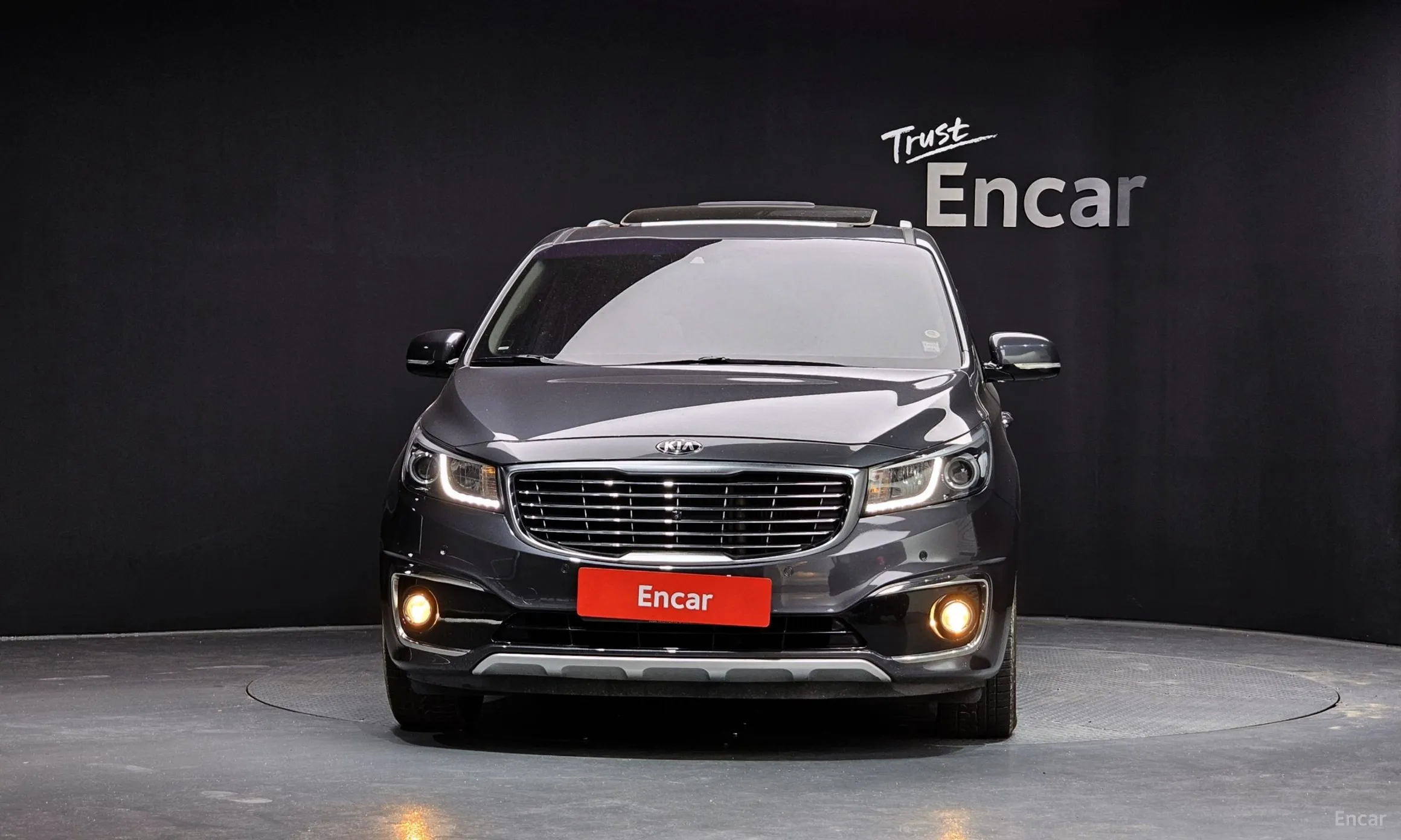 Kia Carnival превью 2