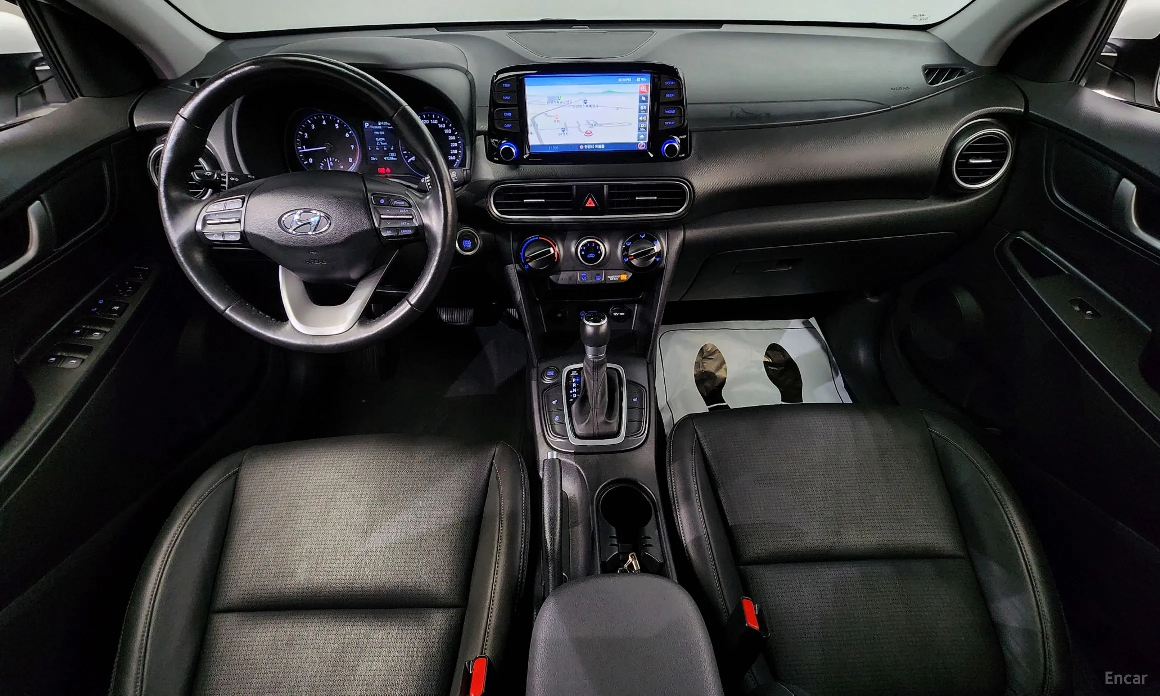Hyundai Kona превью 4