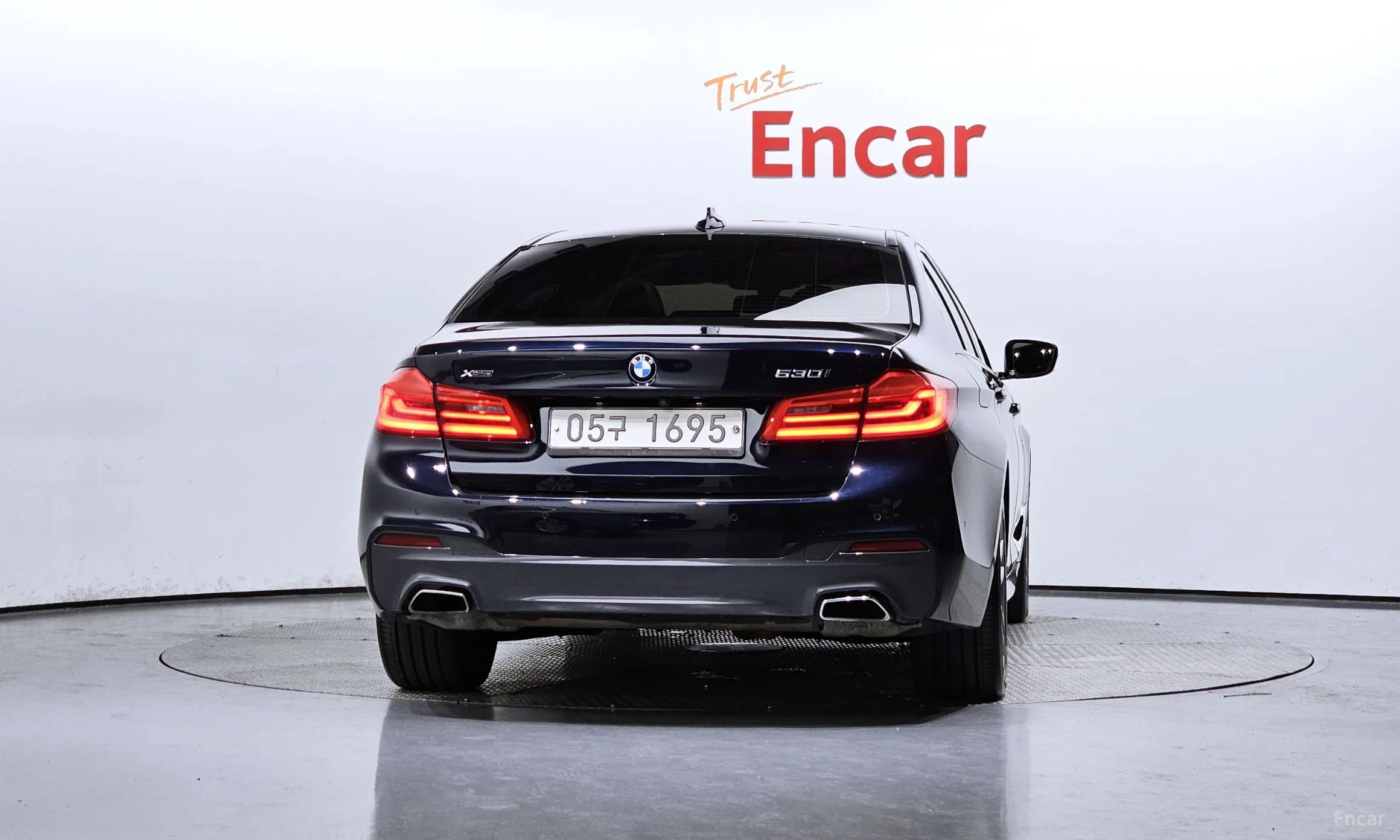 BMW 5 Series (G30) превью 3