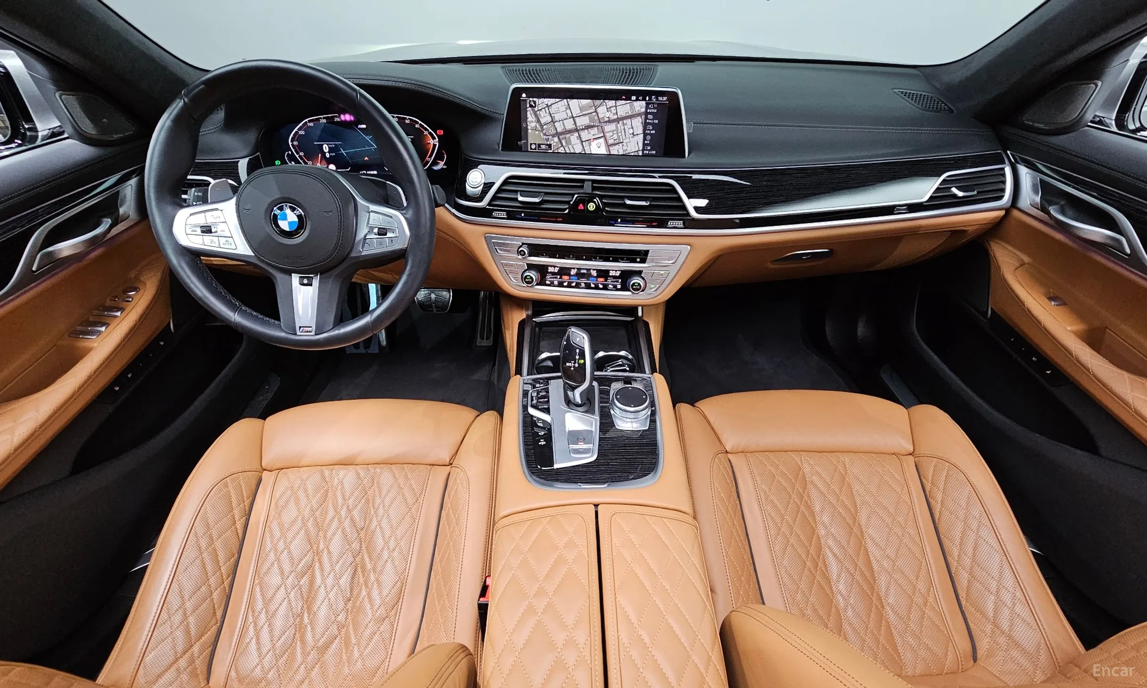 BMW 7 Series (G11) превью 4