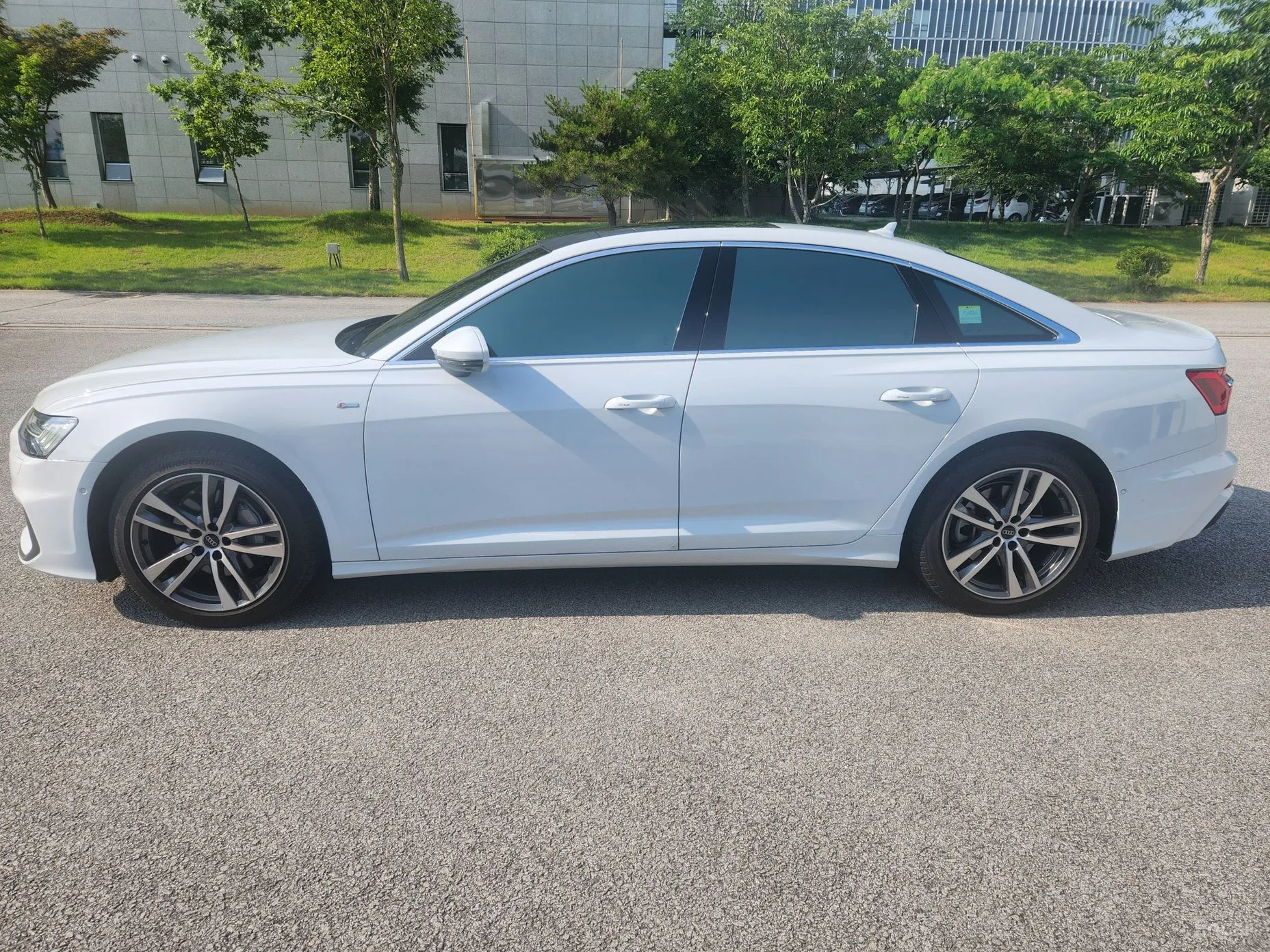 Audi A6 (C8) превью 2