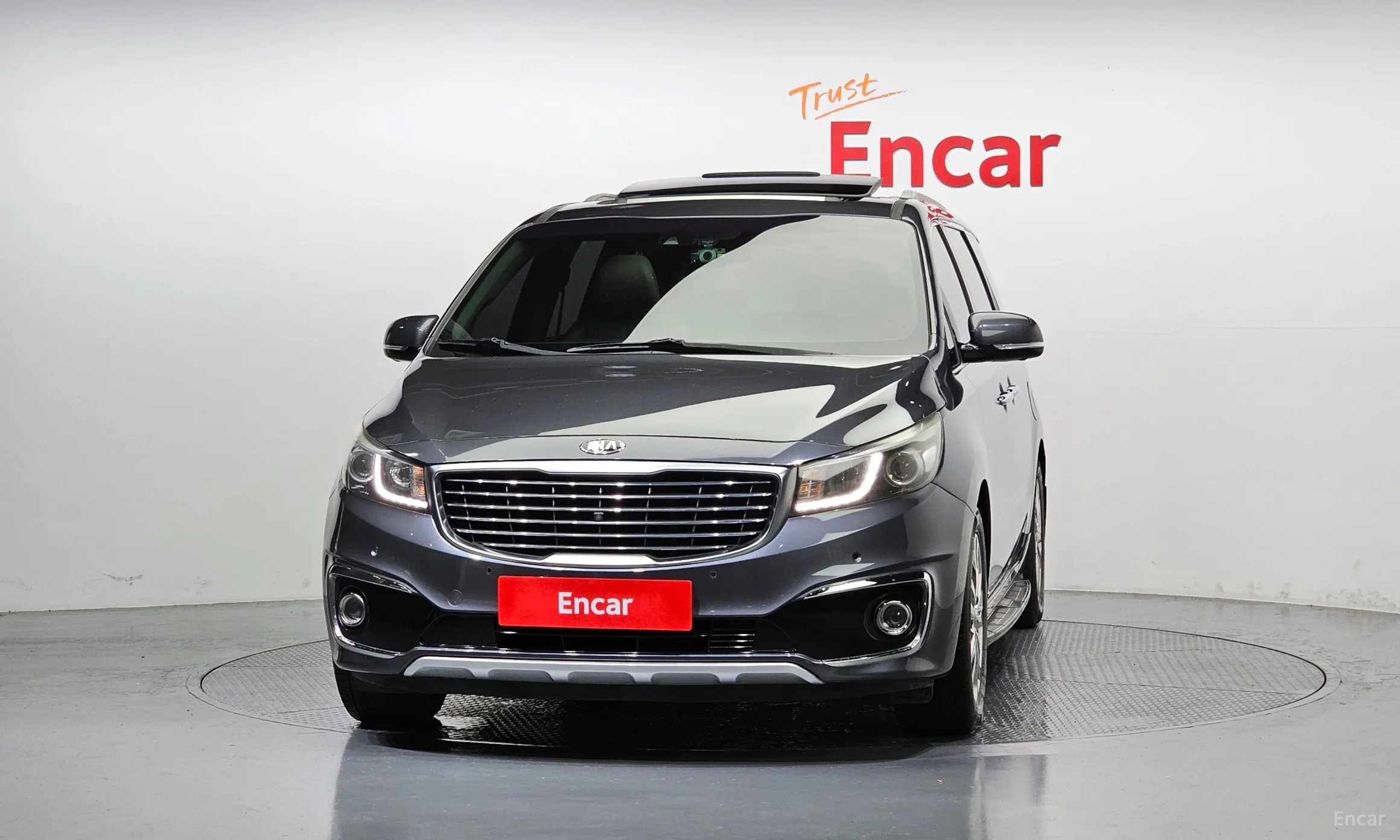 Kia Carnival превью 2