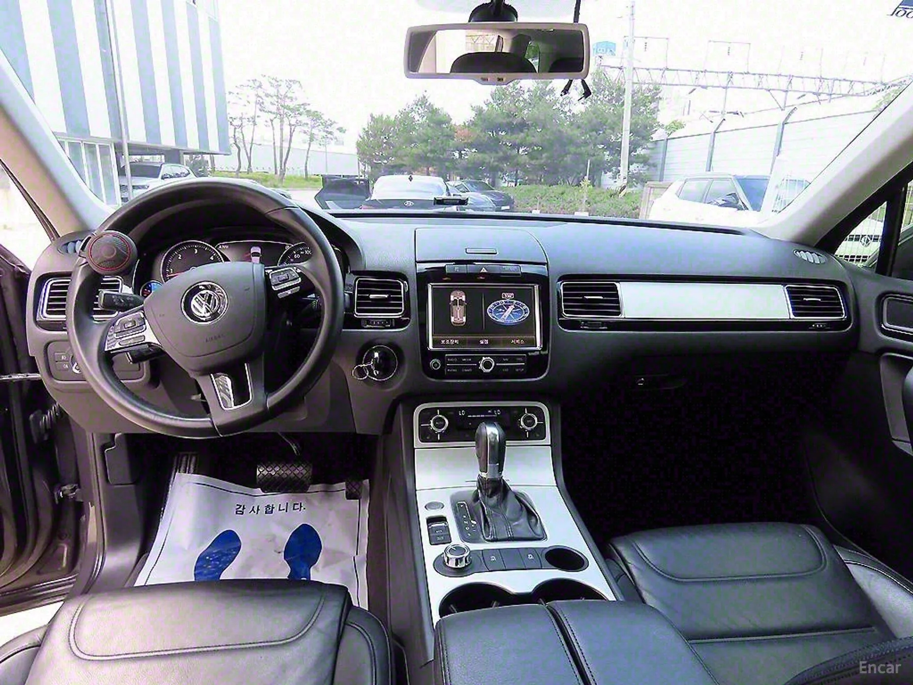 Volkswagen New Touareg превью 4