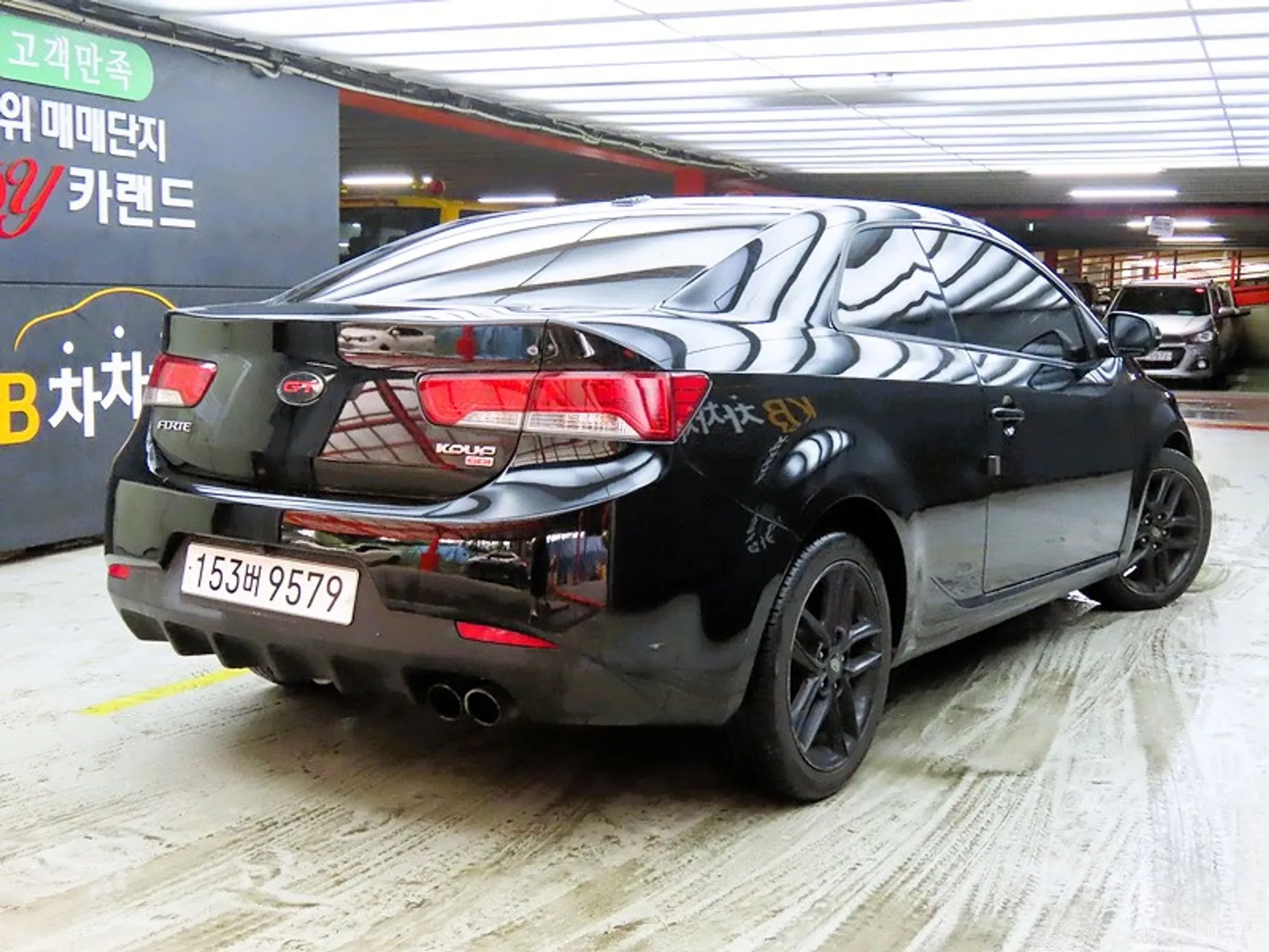 Kia Forte Coop превью 3