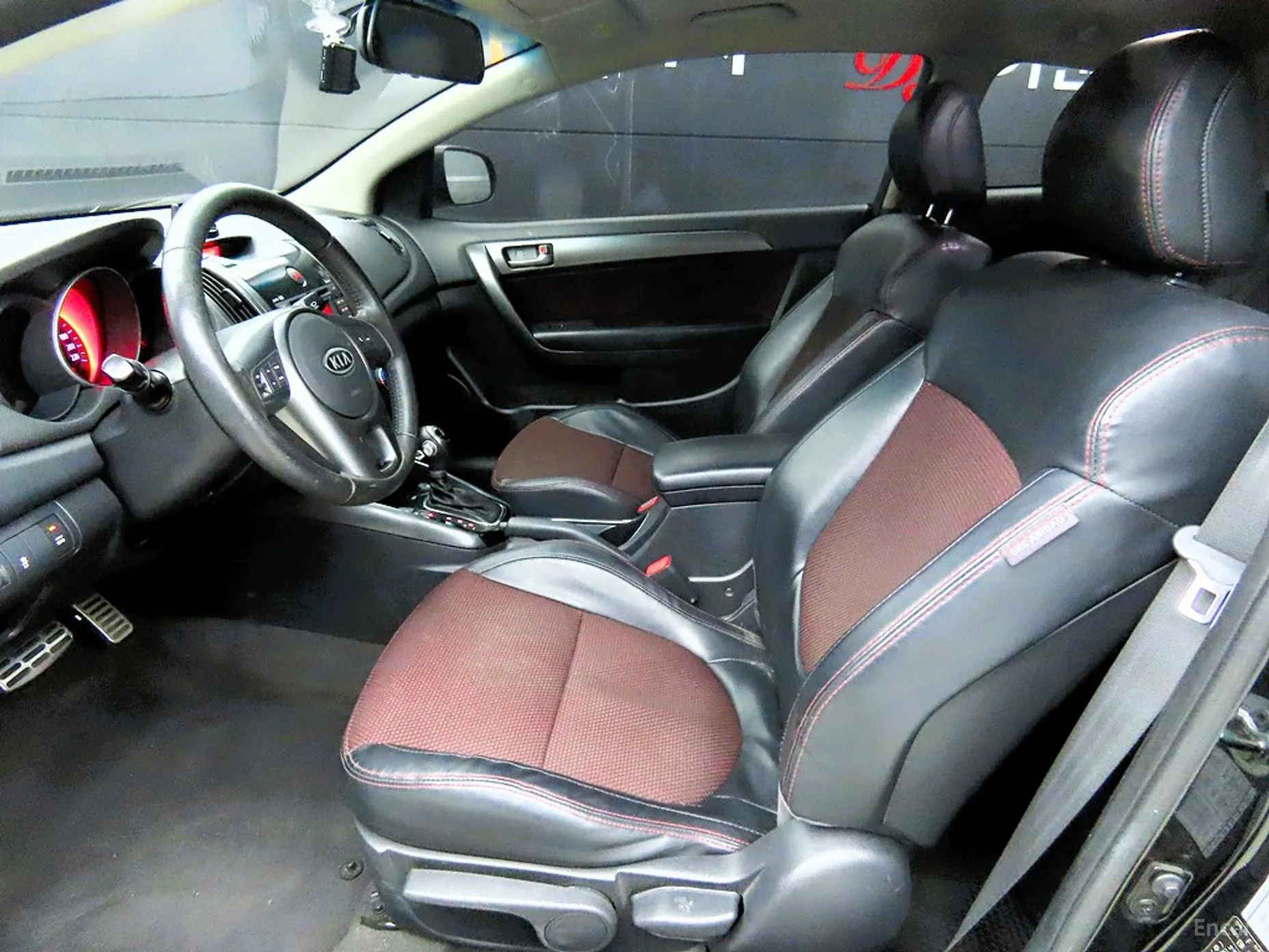 Kia Forte Coop превью 4