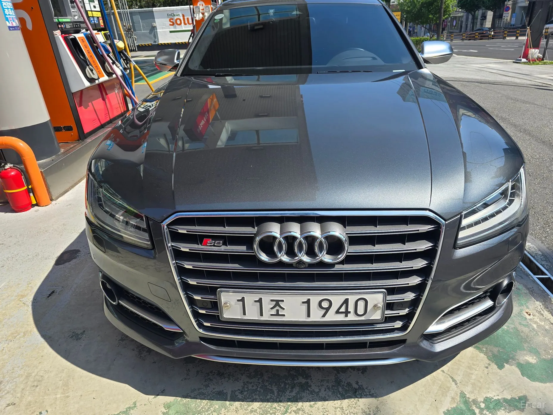 Audi S8