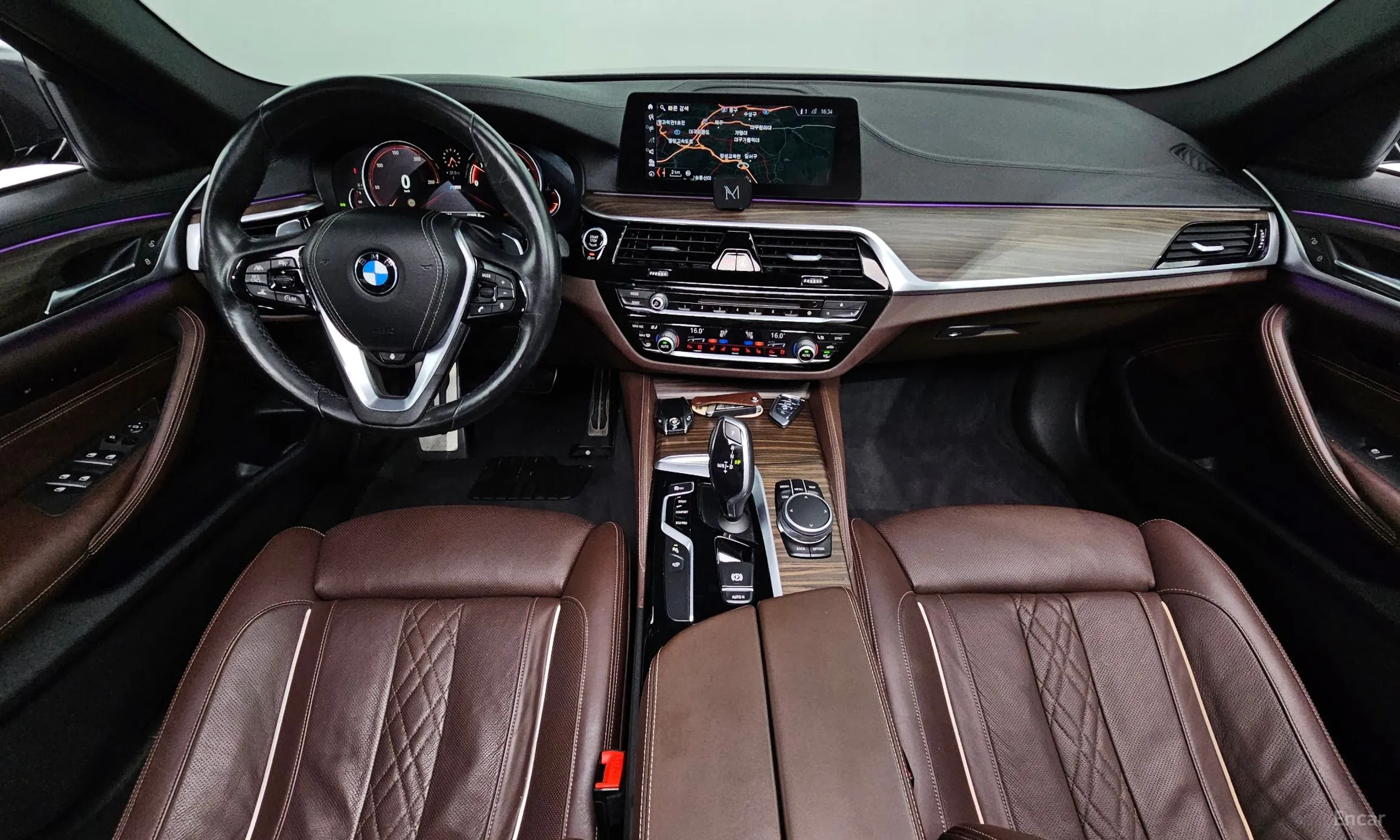 BMW 5 Series (G30) превью 4