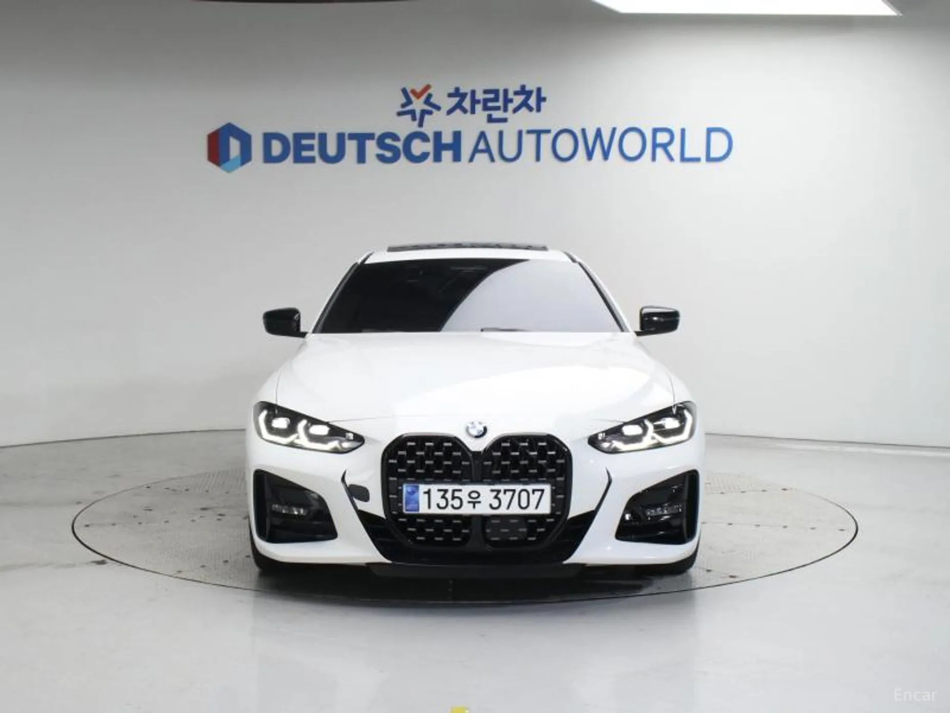 BMW Series 4 (G22) превью 2