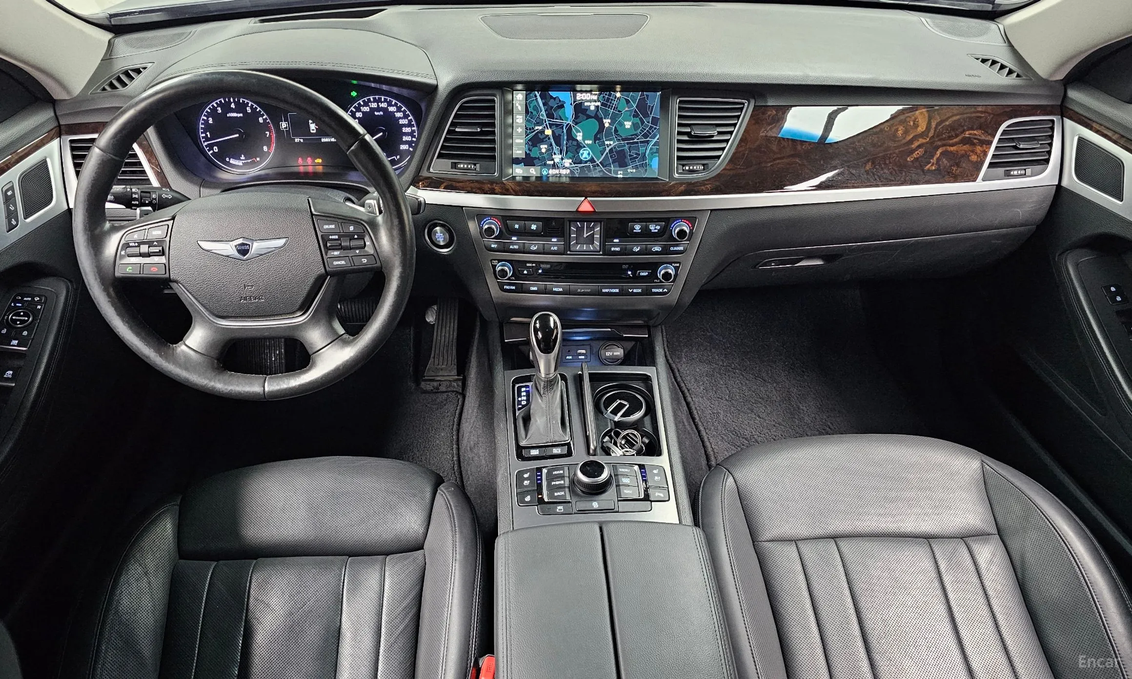 Hyundai Genesis DH превью 4