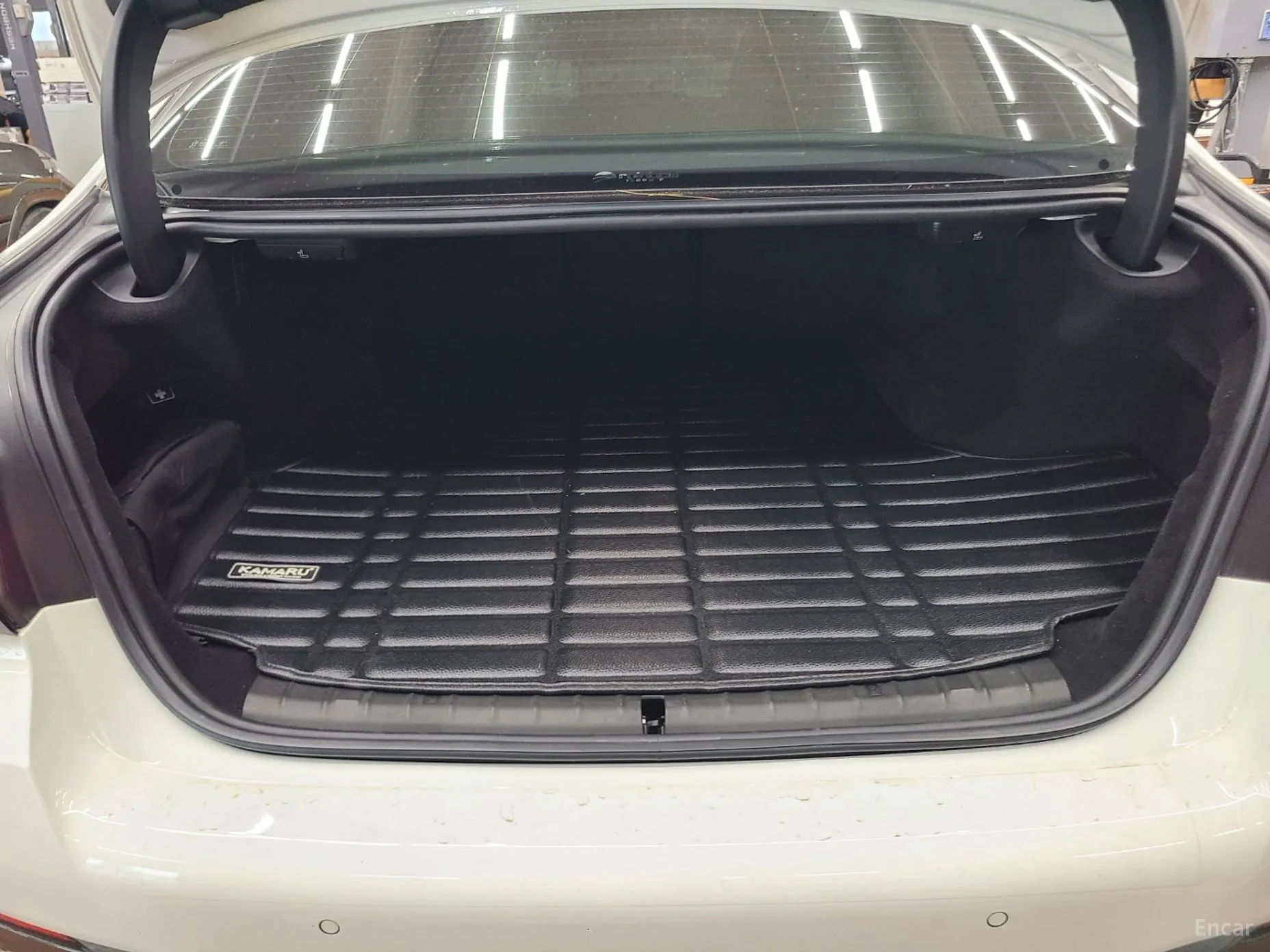 BMW 5 Series (G30) превью 4