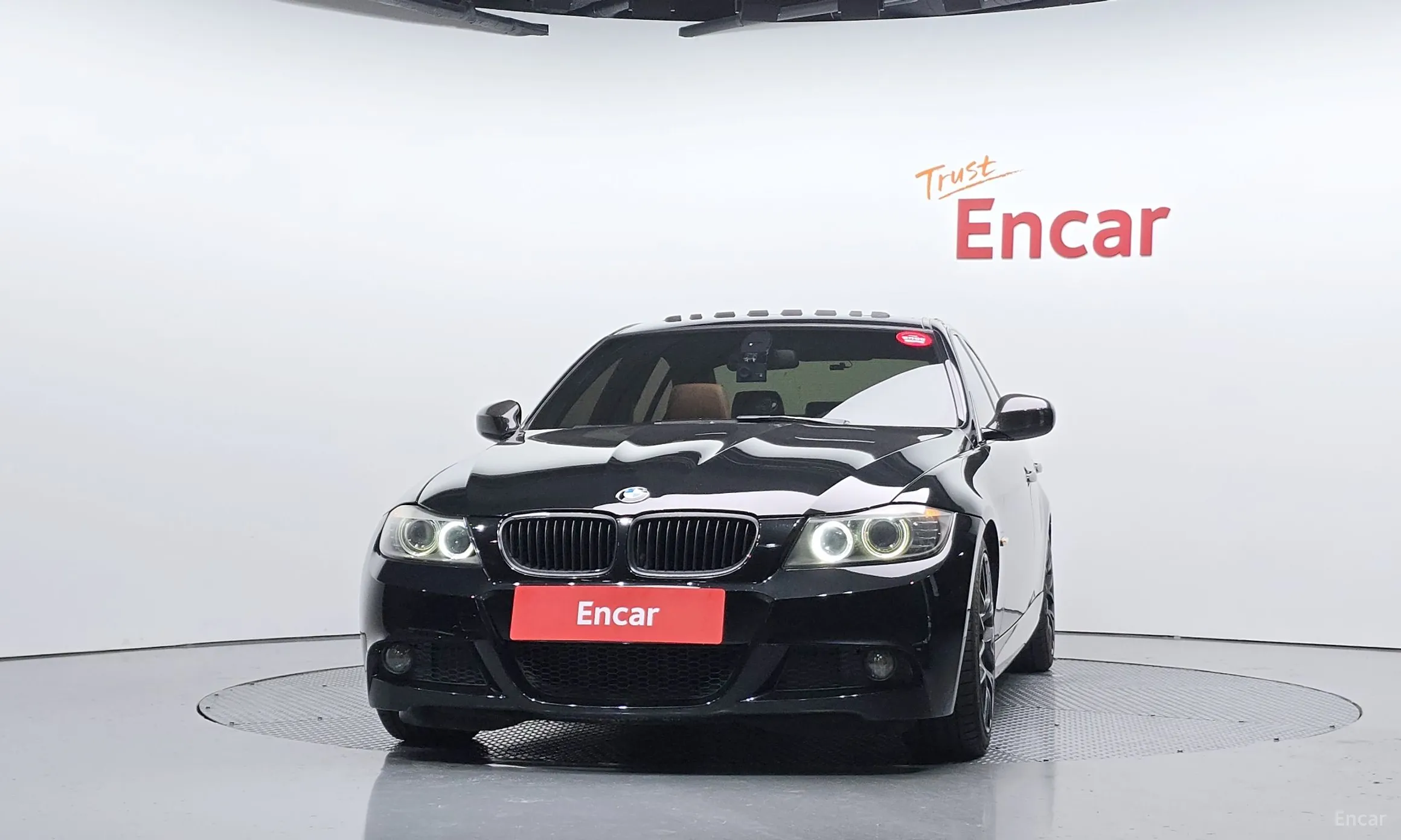 BMW 3 Series (E90) превью 2