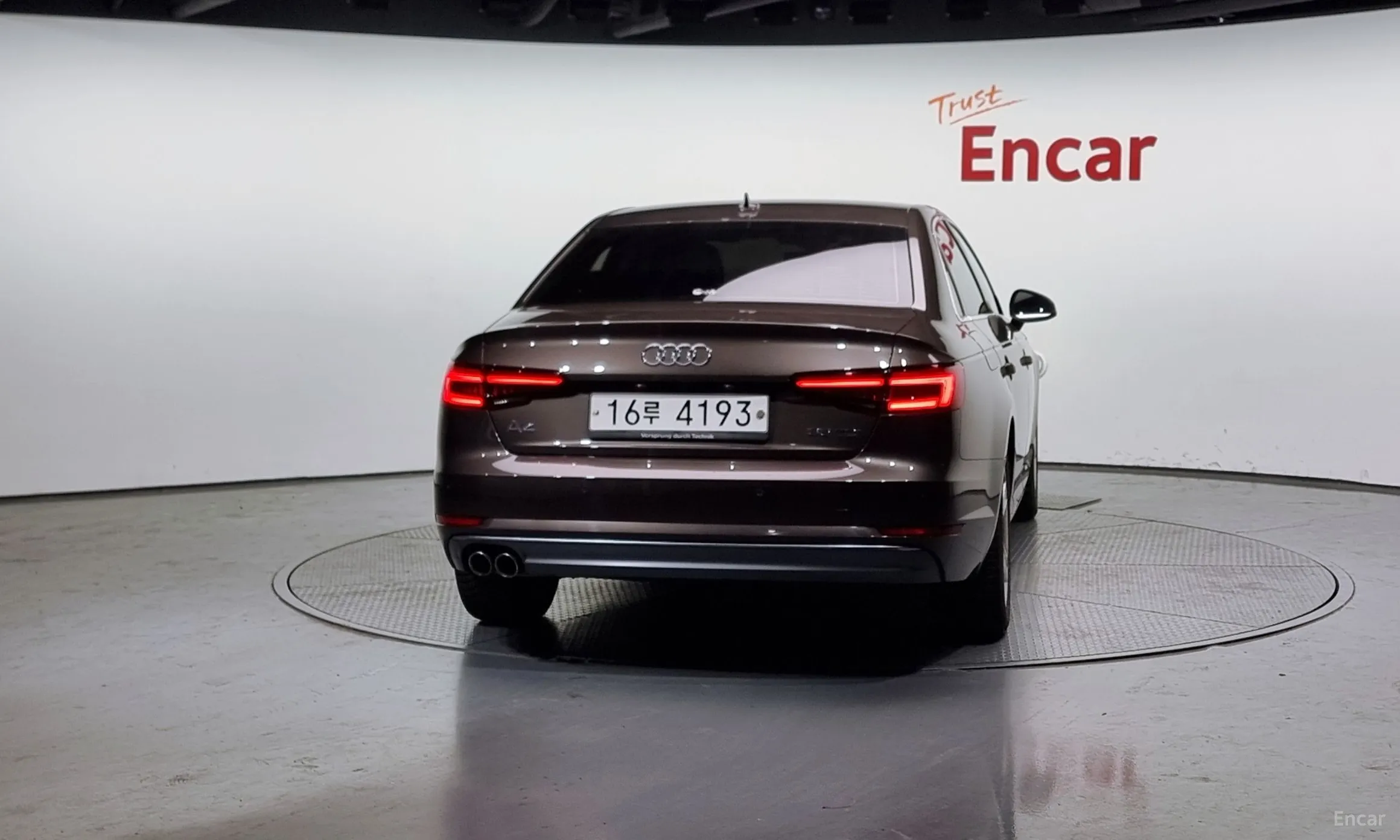 Audi A4 (B9) превью 3