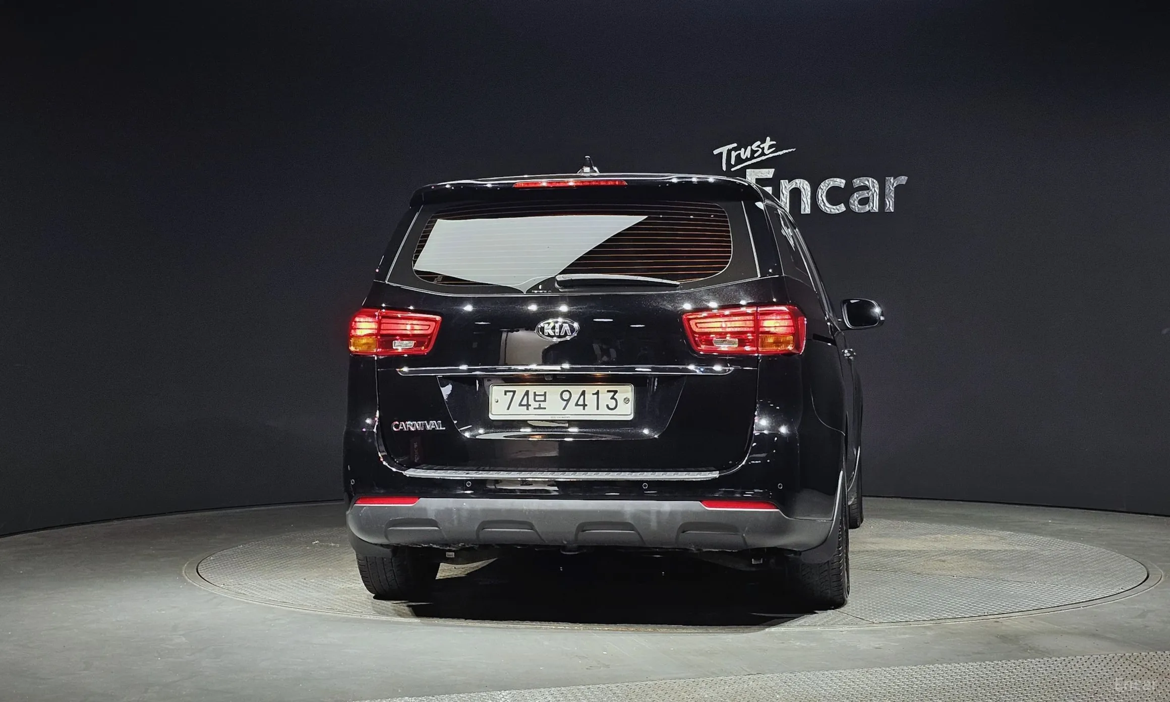 Kia Carnival превью 3