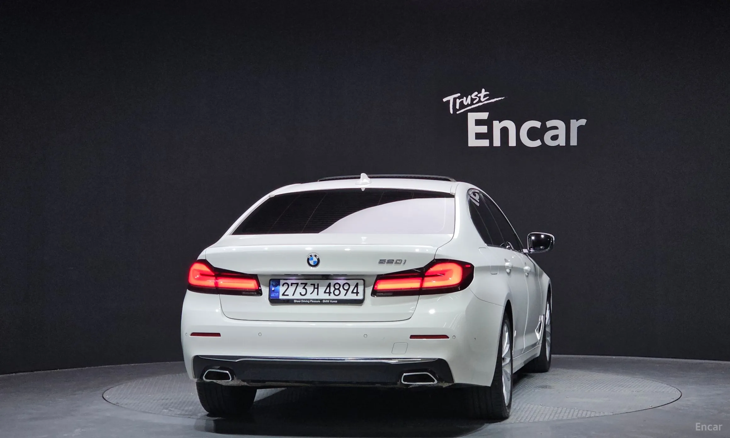 BMW 5 Series (G30) превью 3