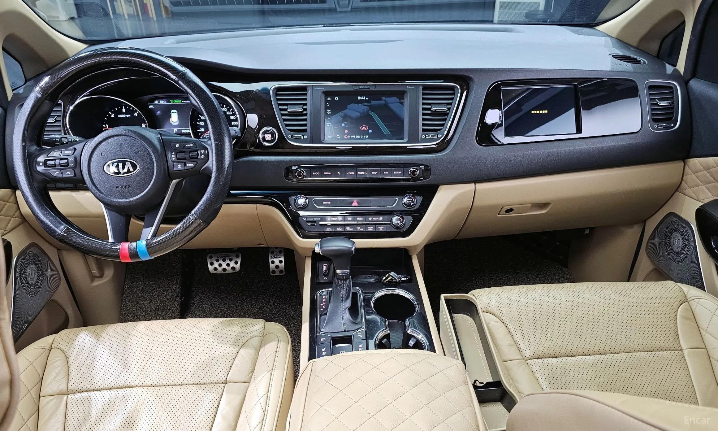 Kia Carnival превью 4