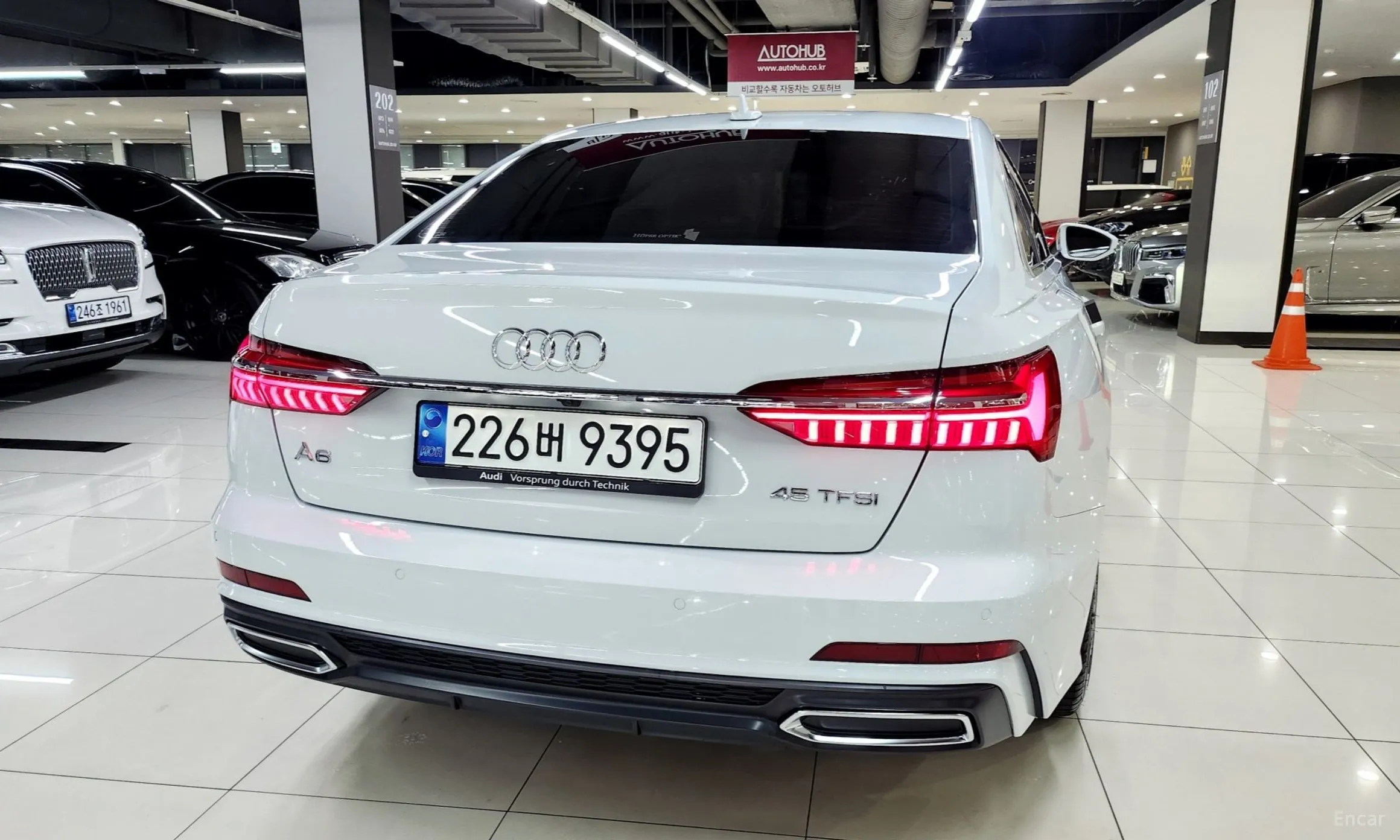 Audi A6 (C8) превью 4