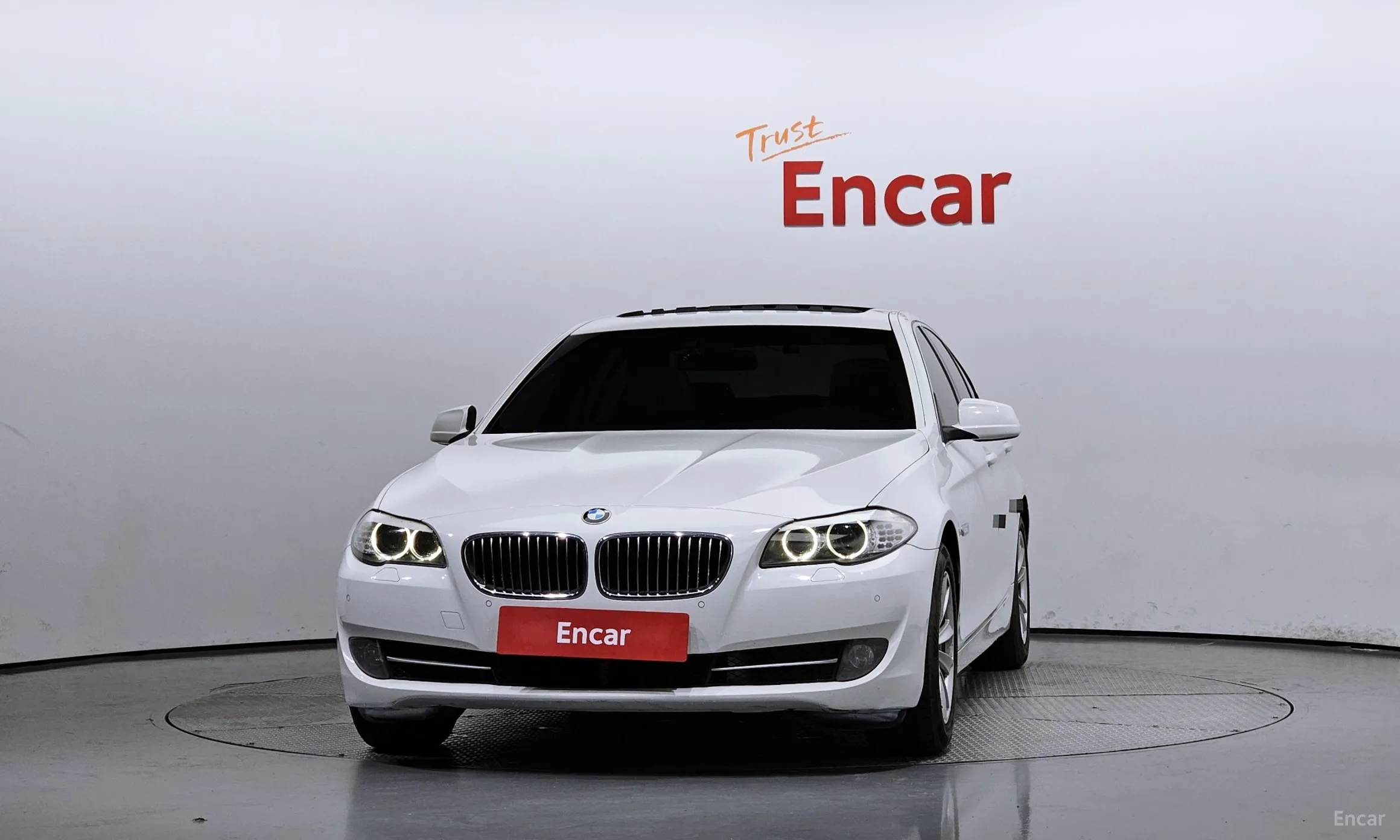 BMW 5 Series (F10) превью 2