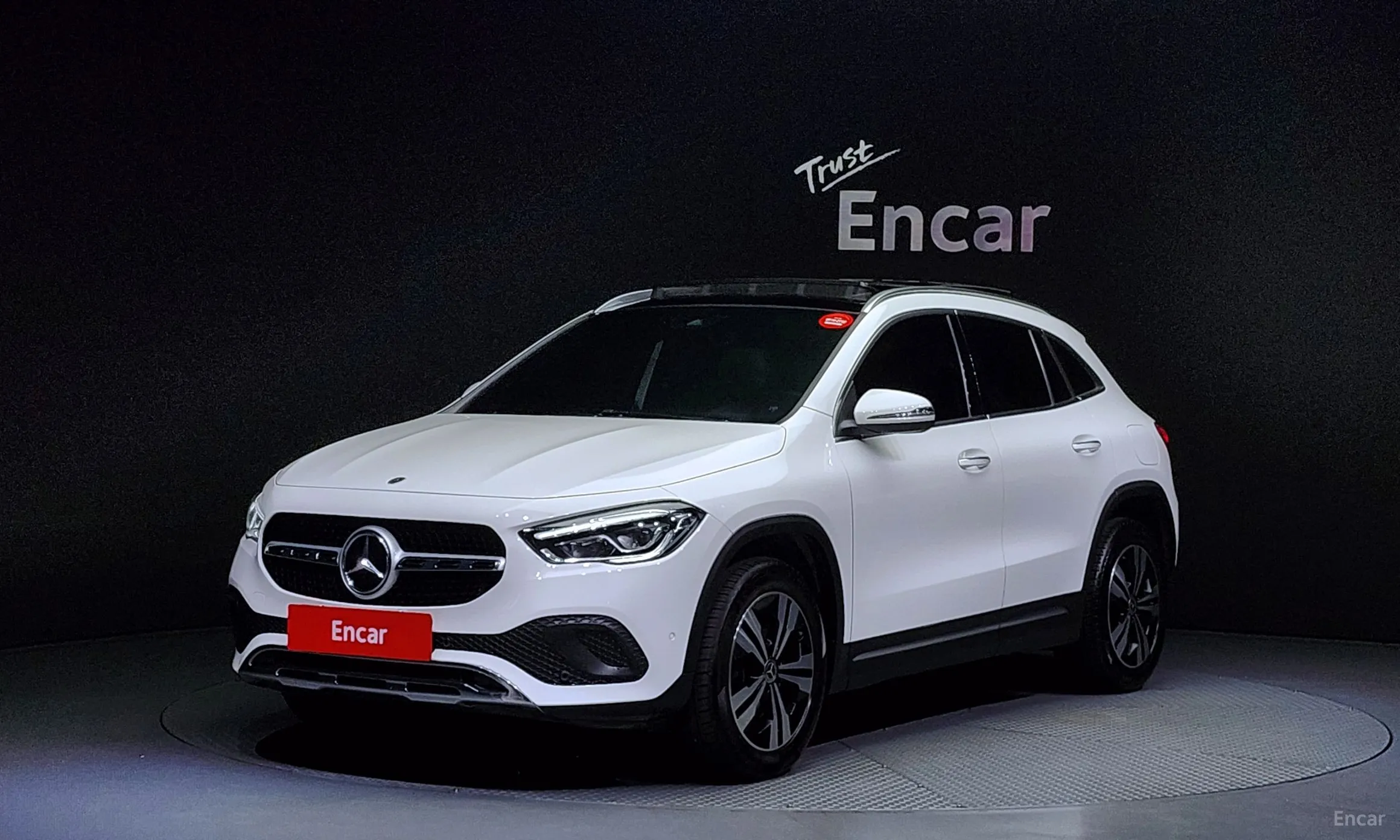 Mercedes Benz GLA-Class H247