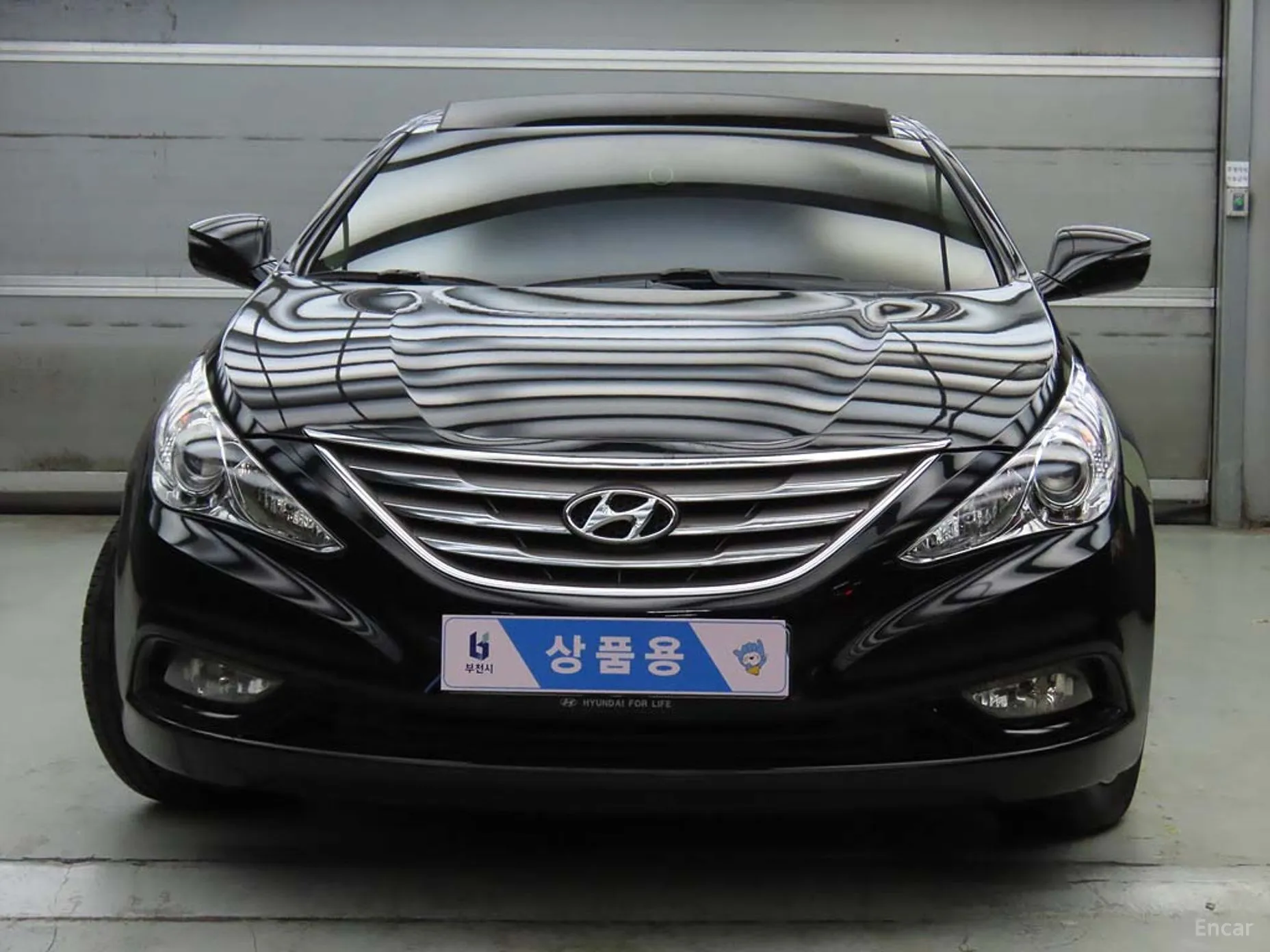 Hyundai YF Sonata превью 2