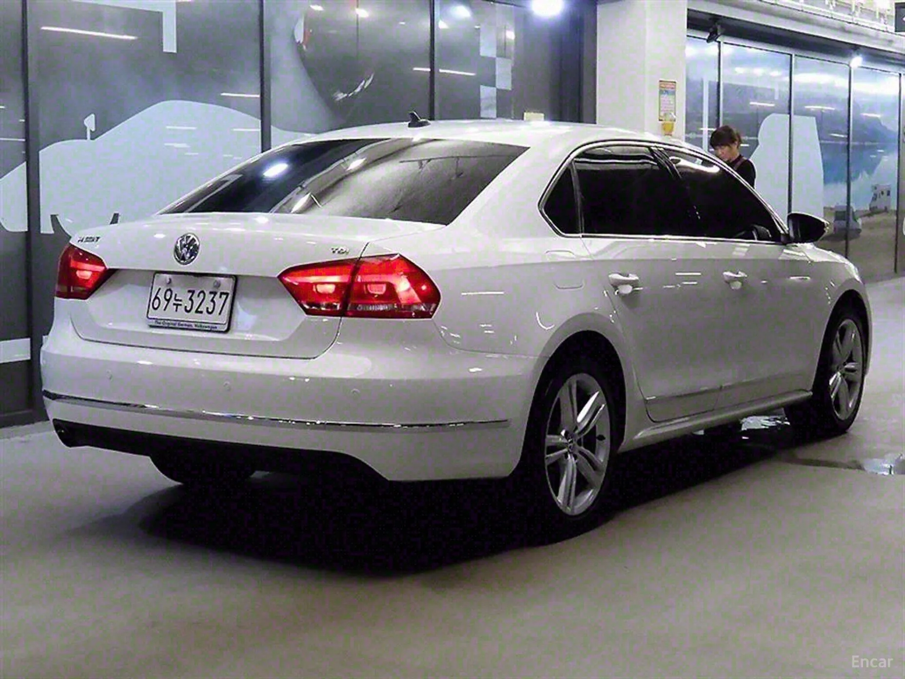 Volkswagen The New Passat превью 3