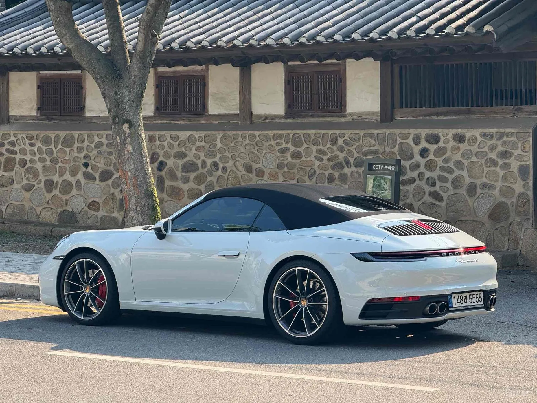 Porsche 911 (992) превью 3