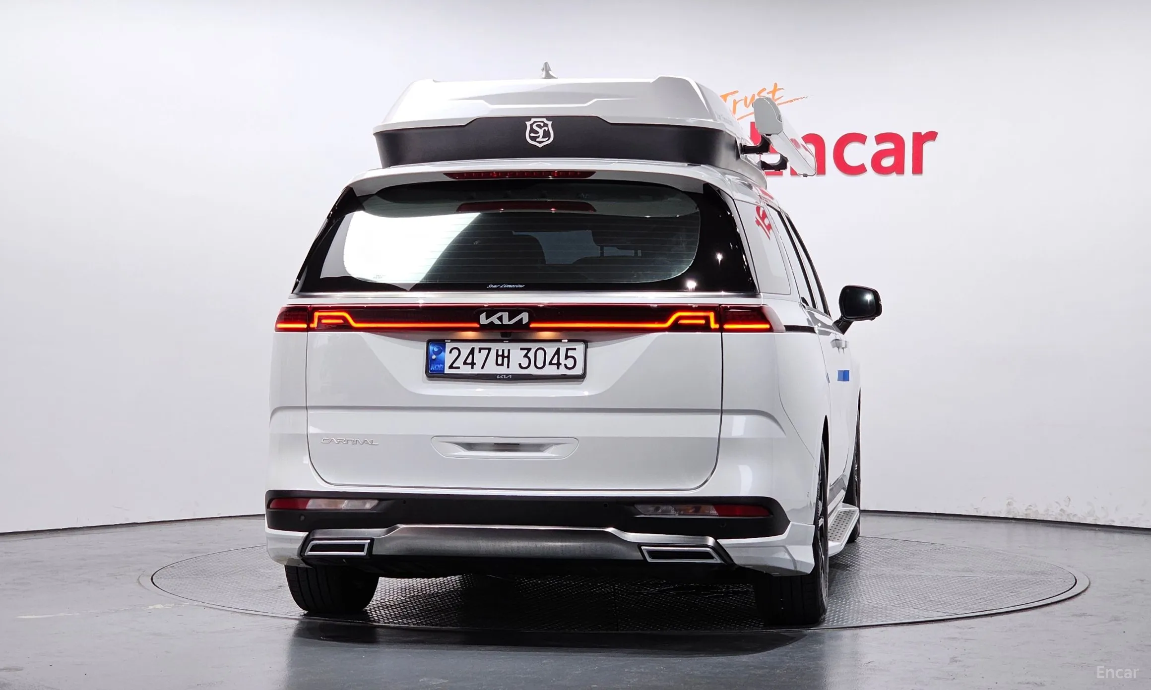 Kia Carnival Gen 4 превью 3