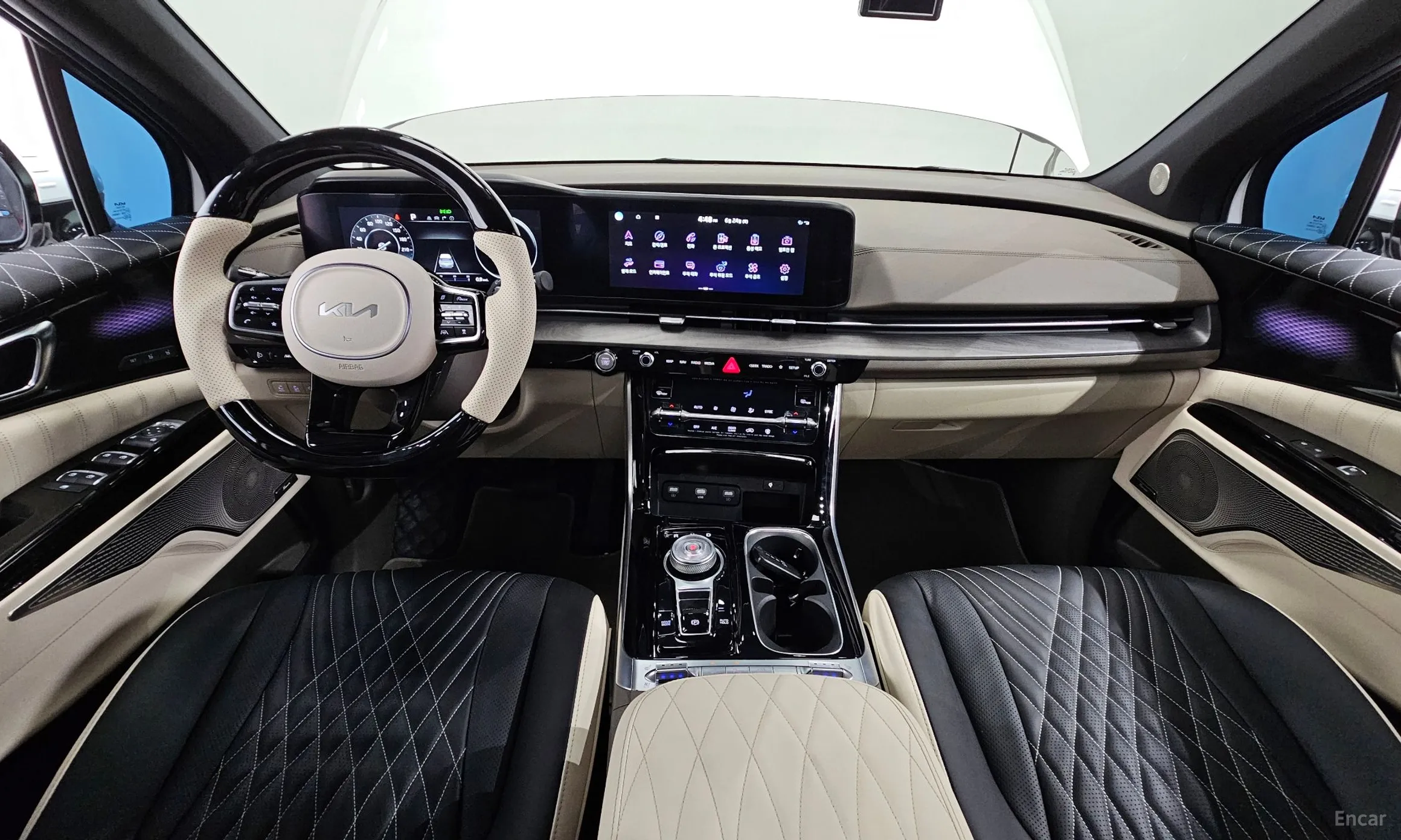 Kia Carnival Gen 4 превью 4