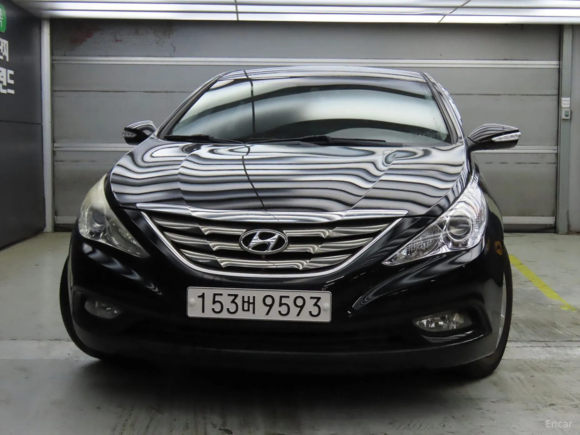 Hyundai YF Sonata превью 2