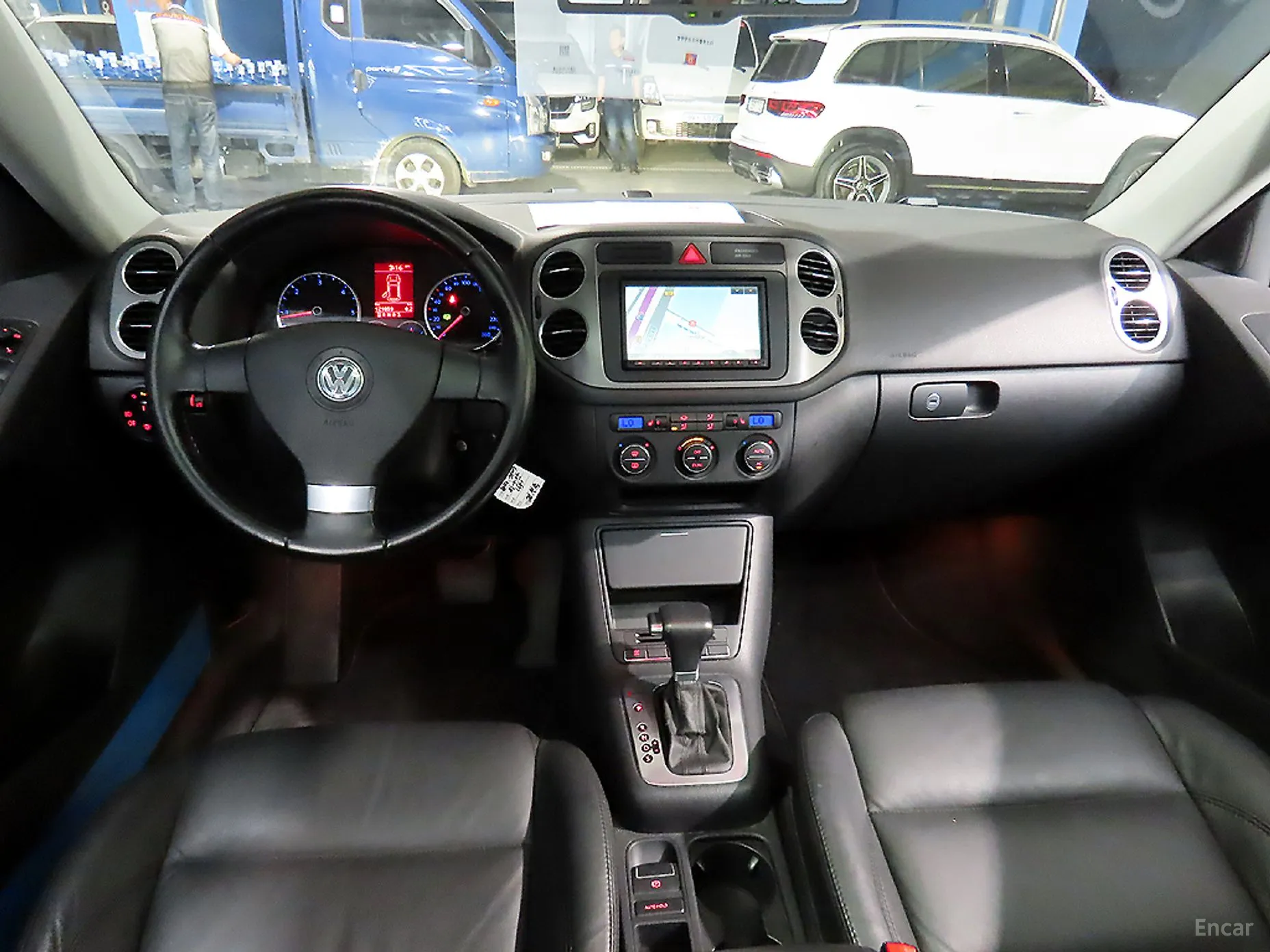 Volkswagen Tiguan превью 4