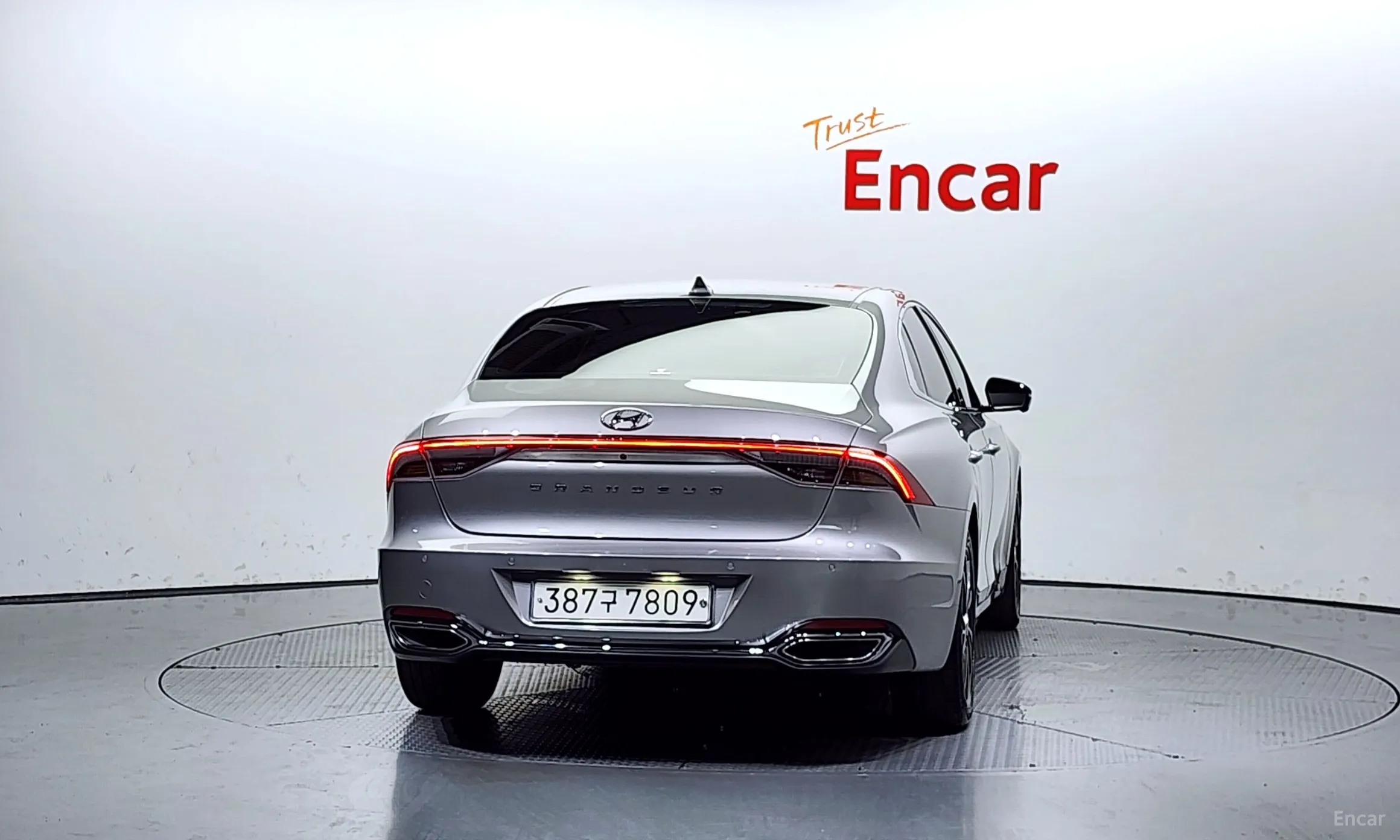 Hyundai Grandeur IG превью 3
