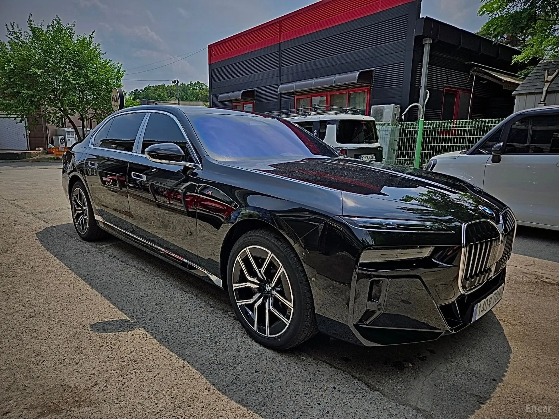 BMW 7 Series (G70)