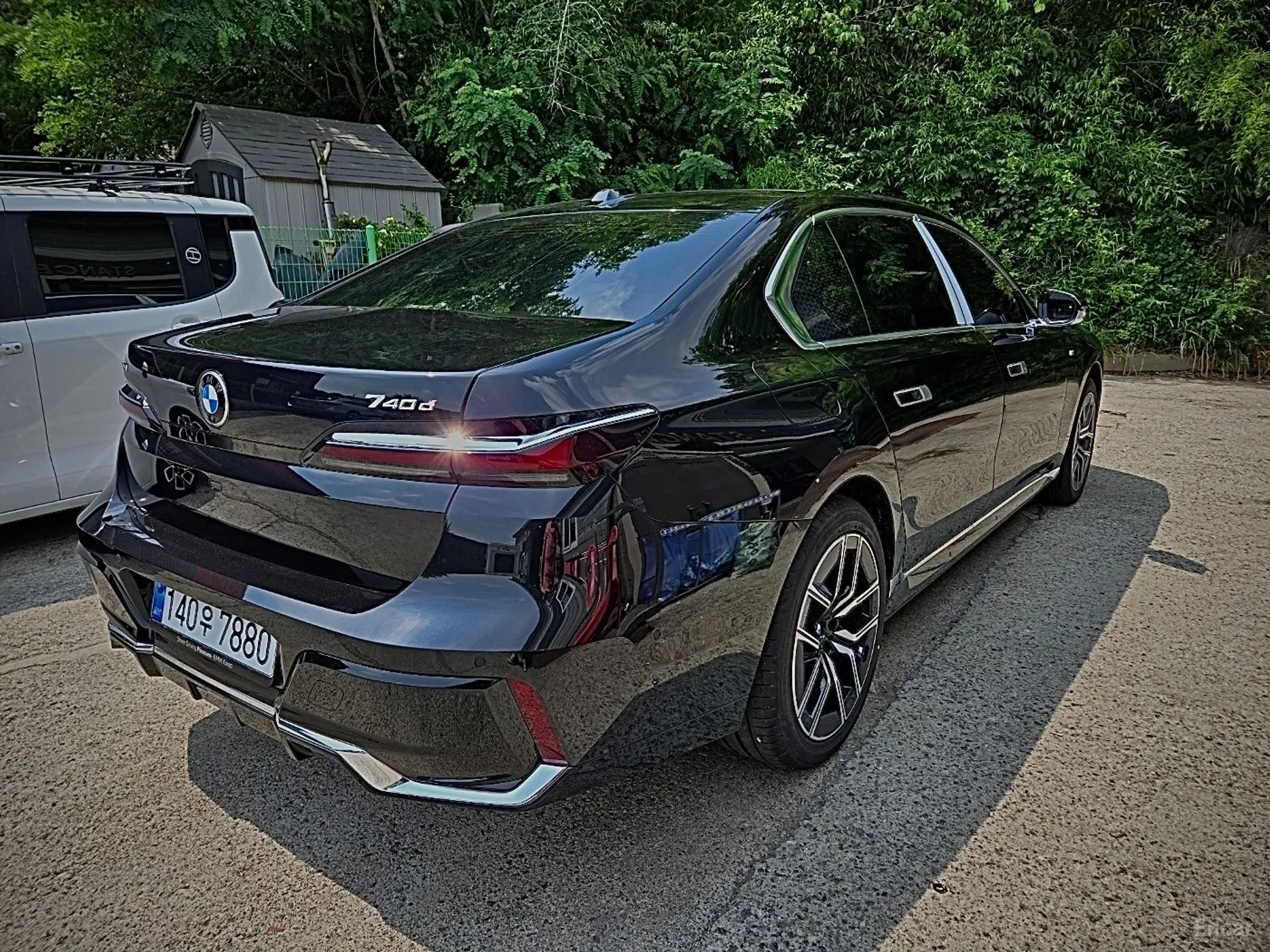 BMW 7 Series (G70) превью 3