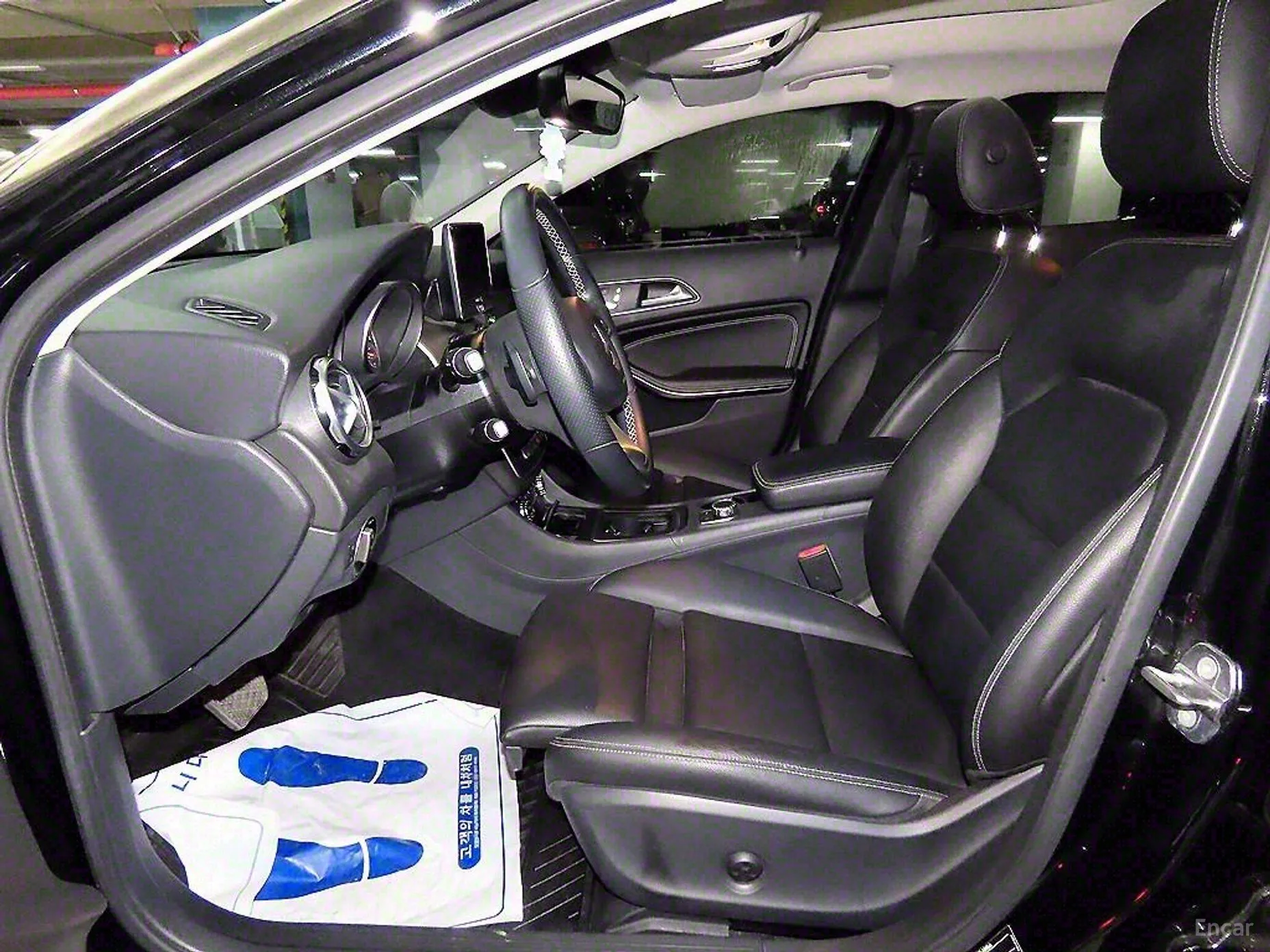 Mercedes Benz GLA-Class X156 превью 4
