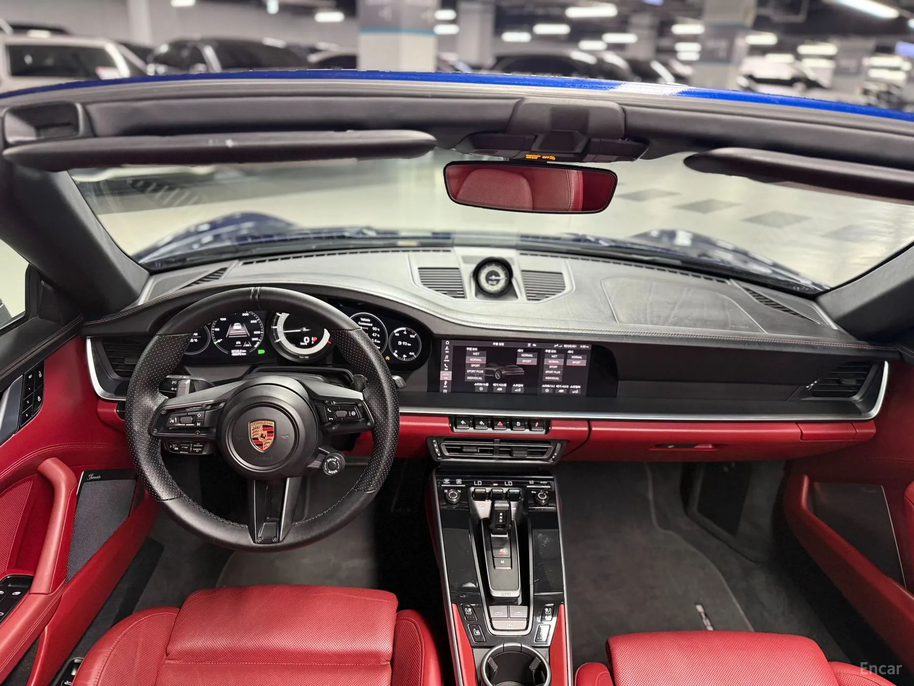 Porsche 911 (992) превью 4