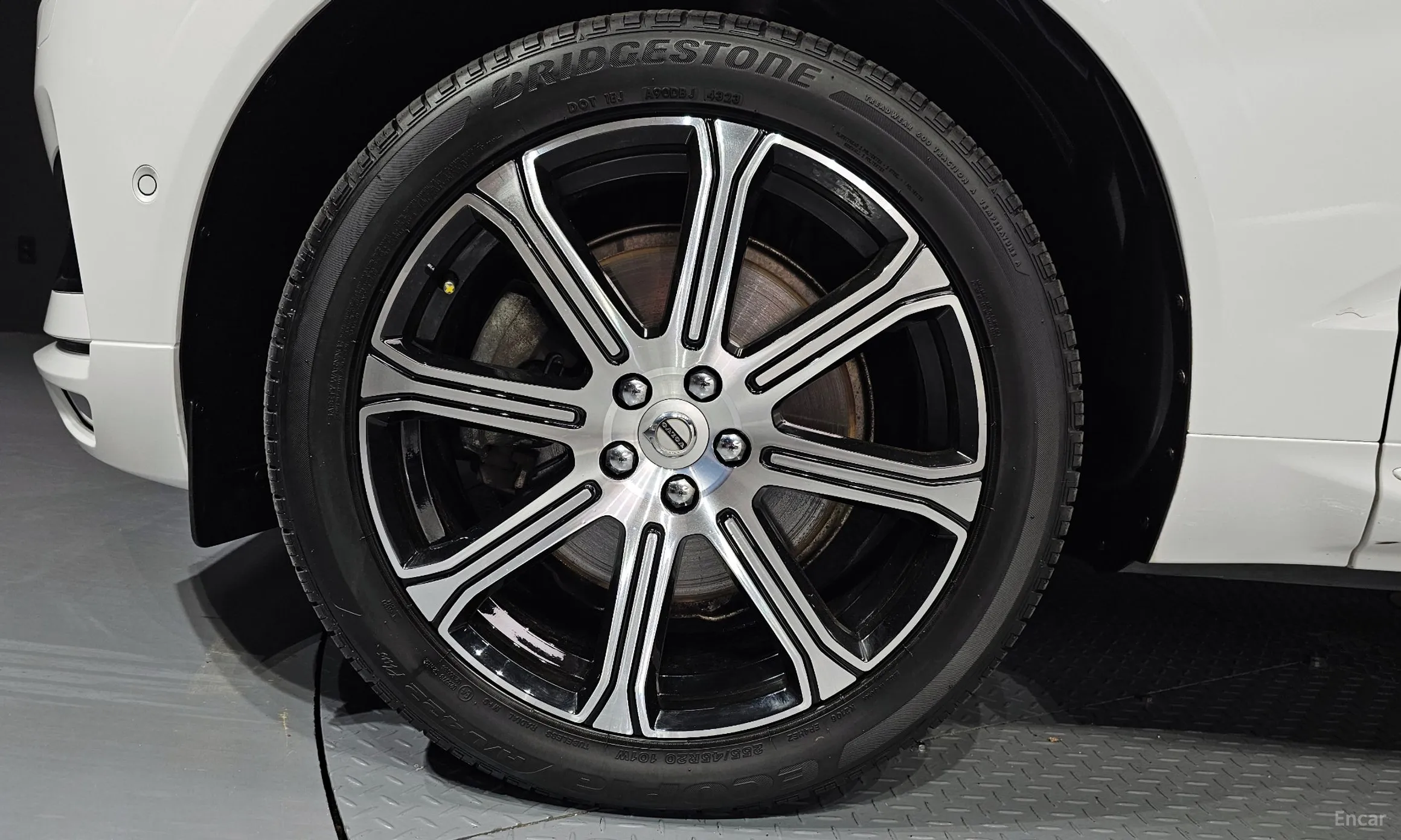 Volvo XC60 Gen 2 превью 5