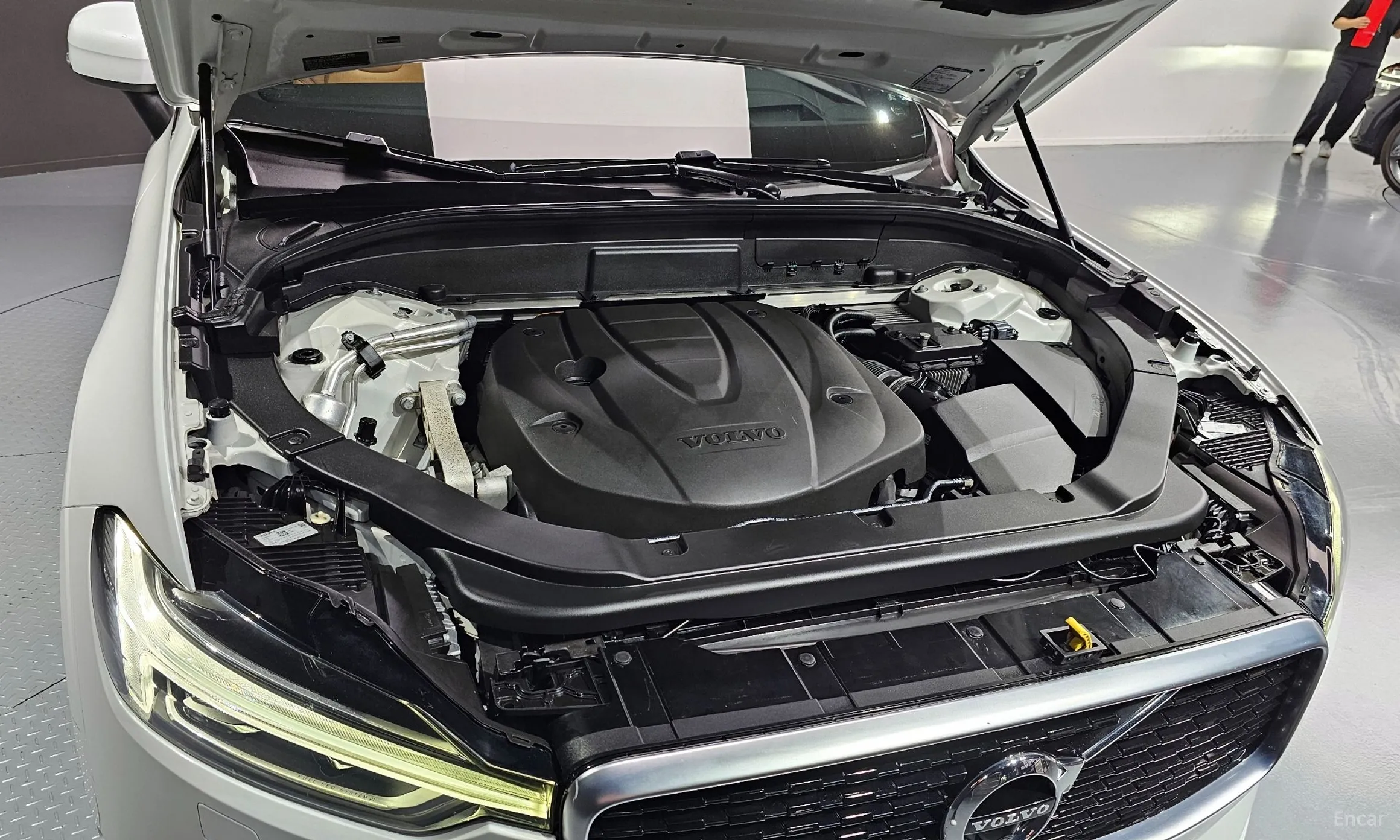 Volvo XC60 Gen 2 превью 6
