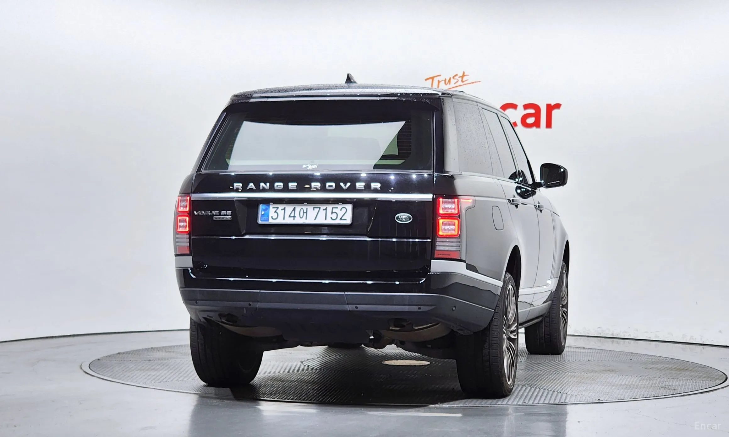 Land Rover Range Rover 4th Generation превью 3