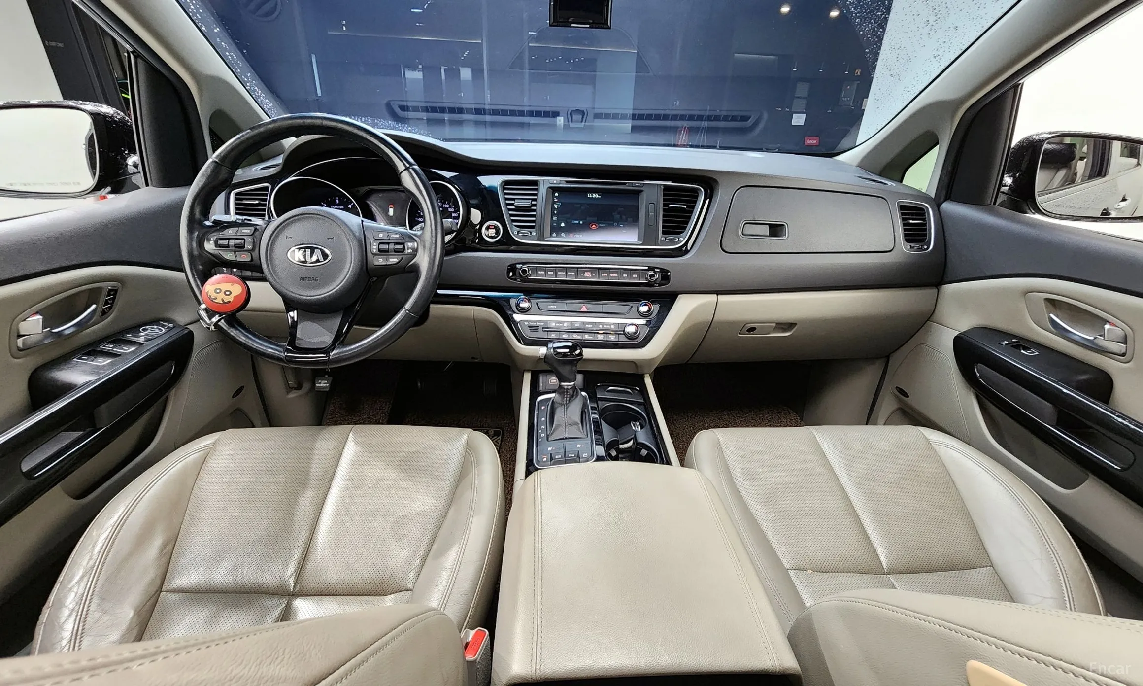 Kia Carnival превью 4