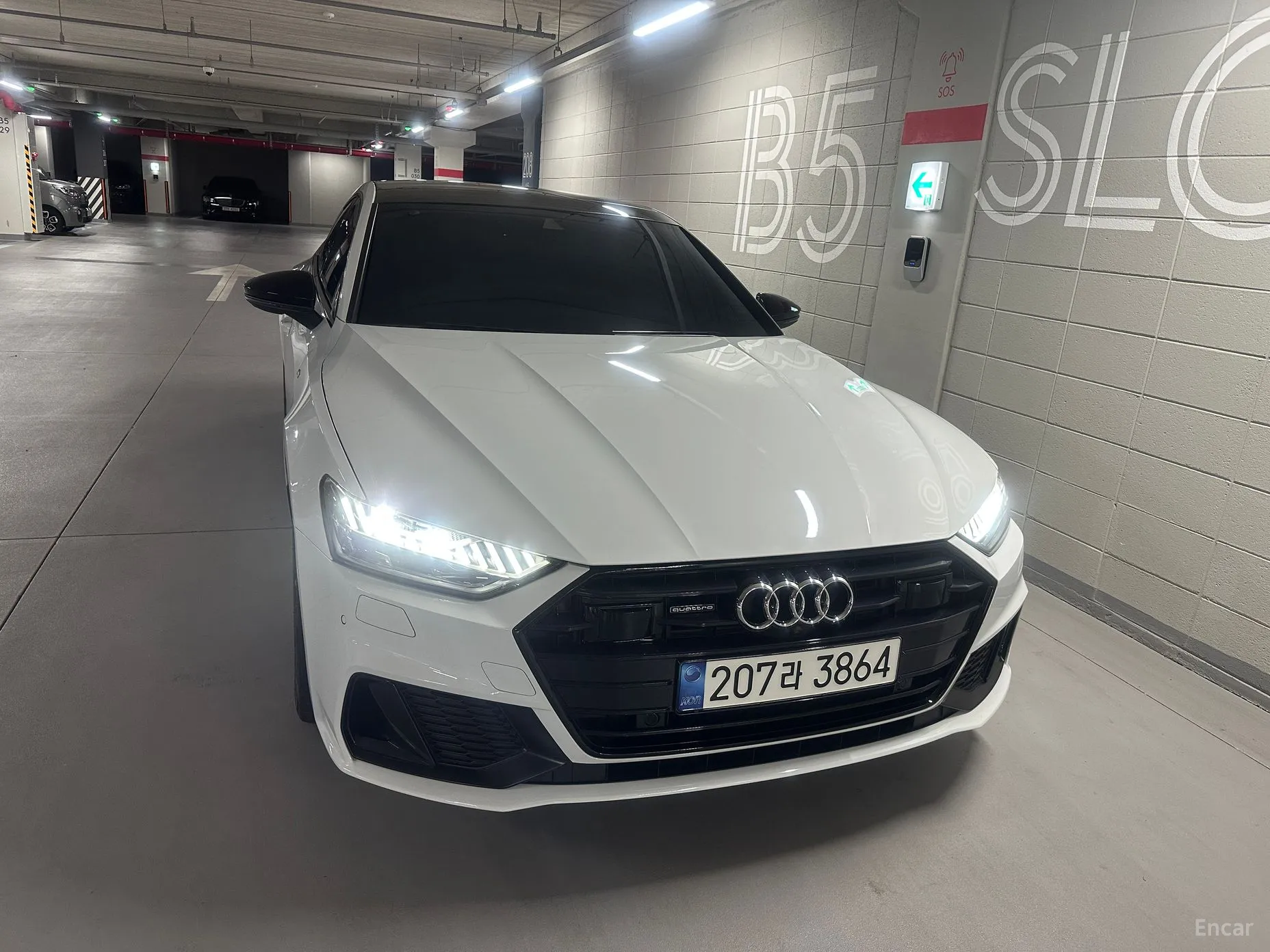 Audi A7 (4K)