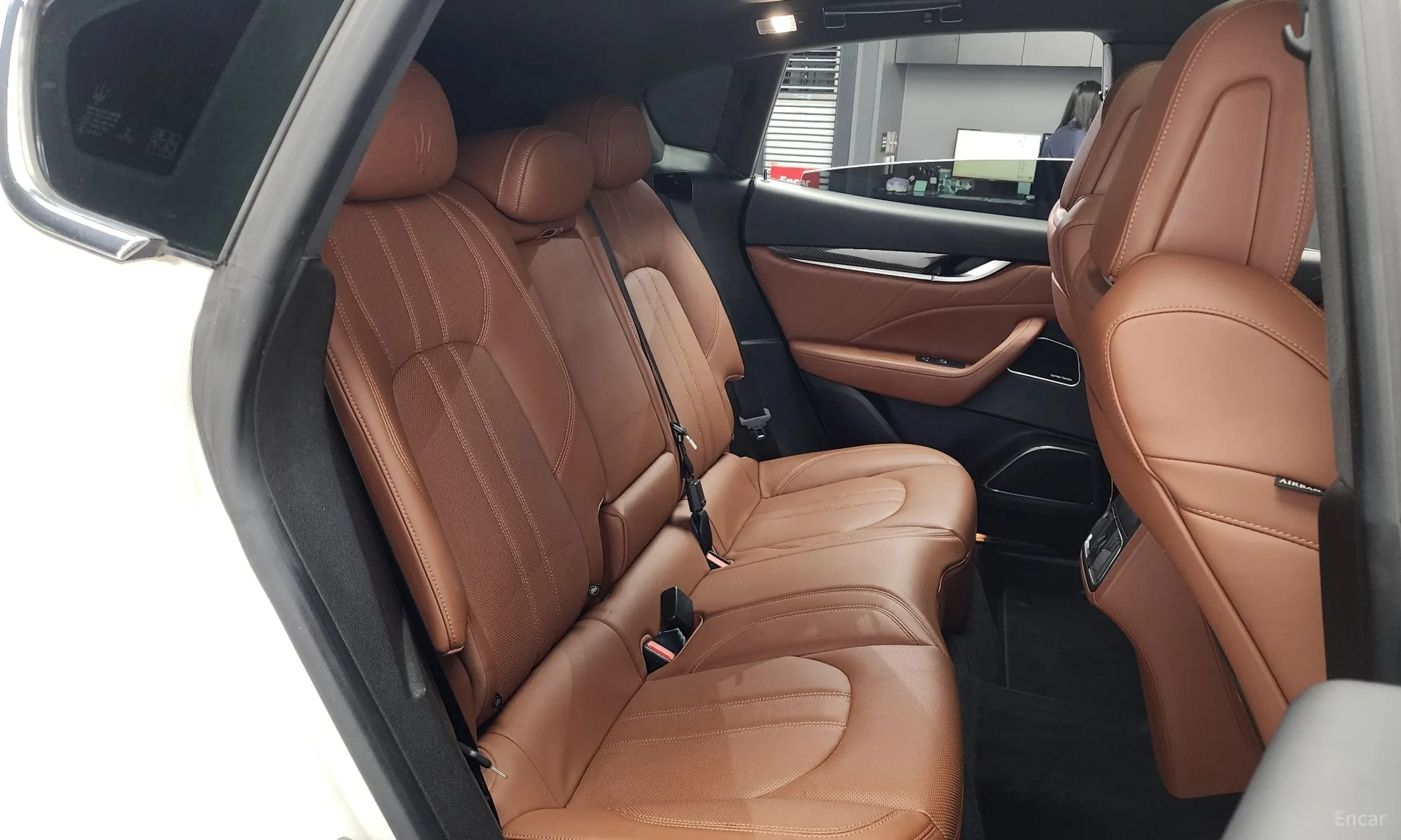 Maserati Levante превью 12