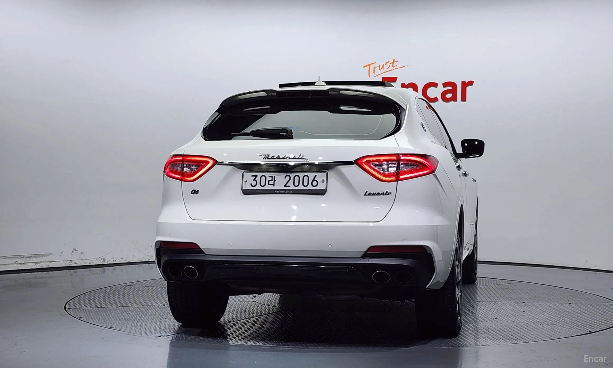 Maserati Levante превью 4