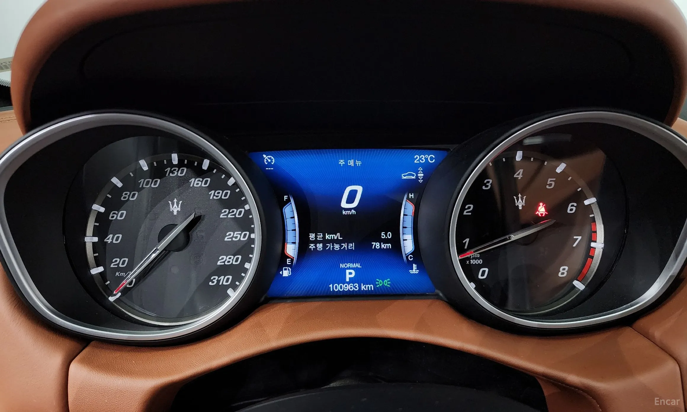 Maserati Levante превью 8