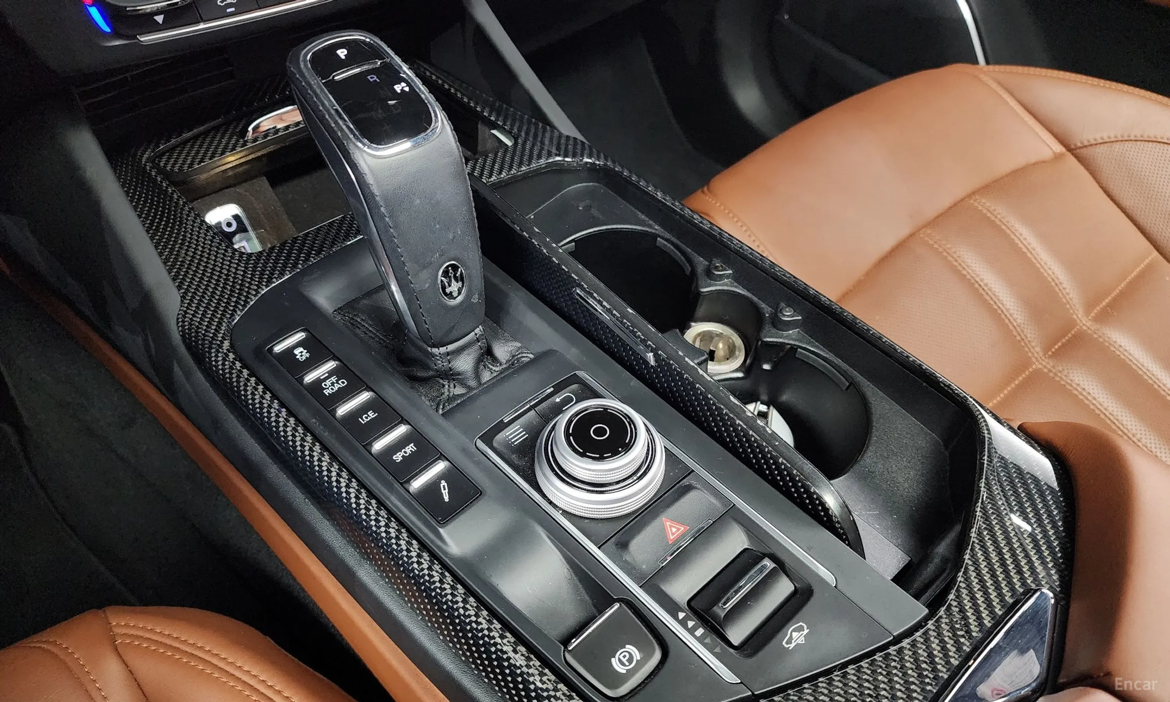 Maserati Levante превью 9